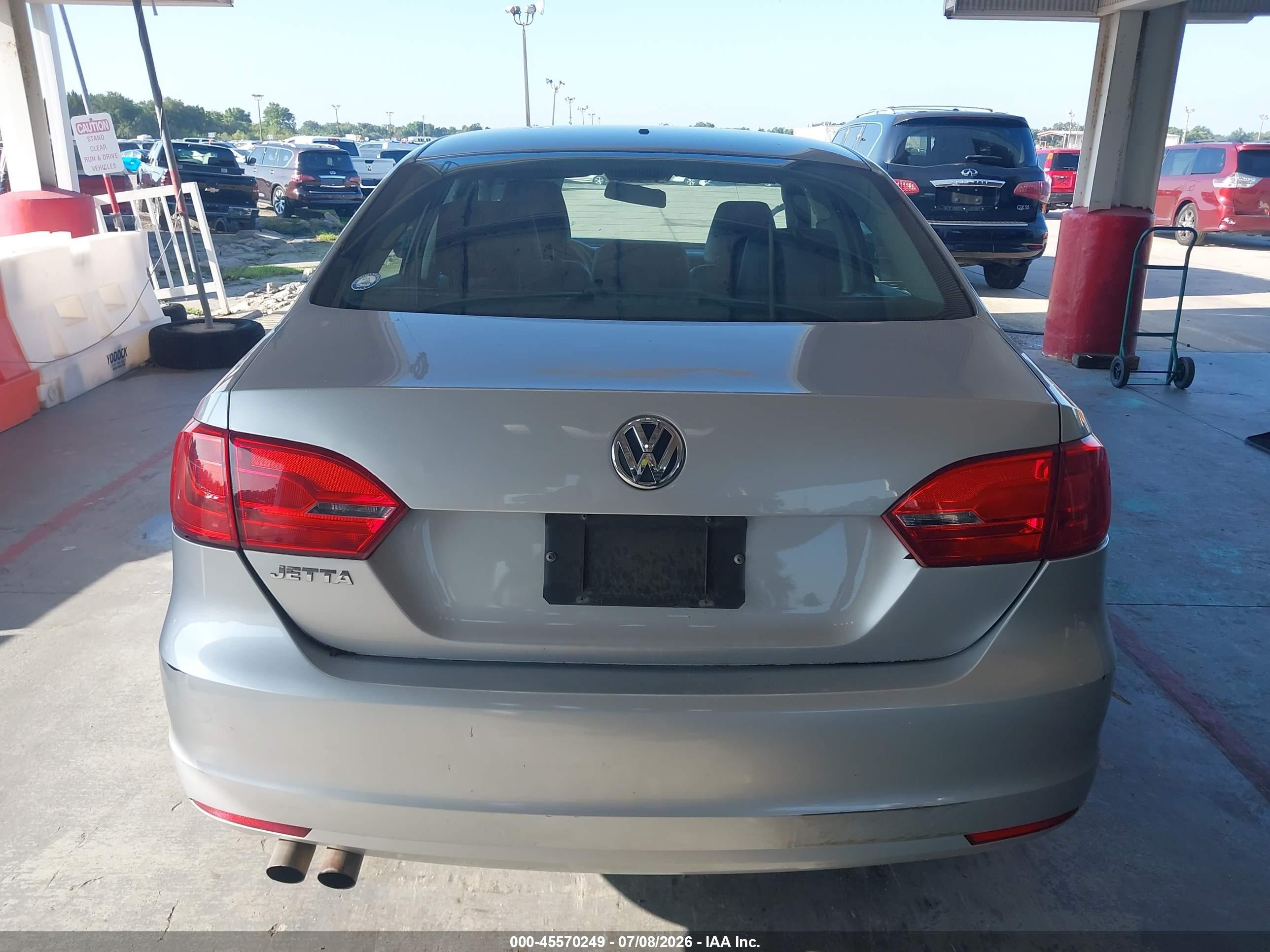 2013 Volkswagen Jetta 2.5l Se Серебряный vin: 3VWDP7AJ1DM214766