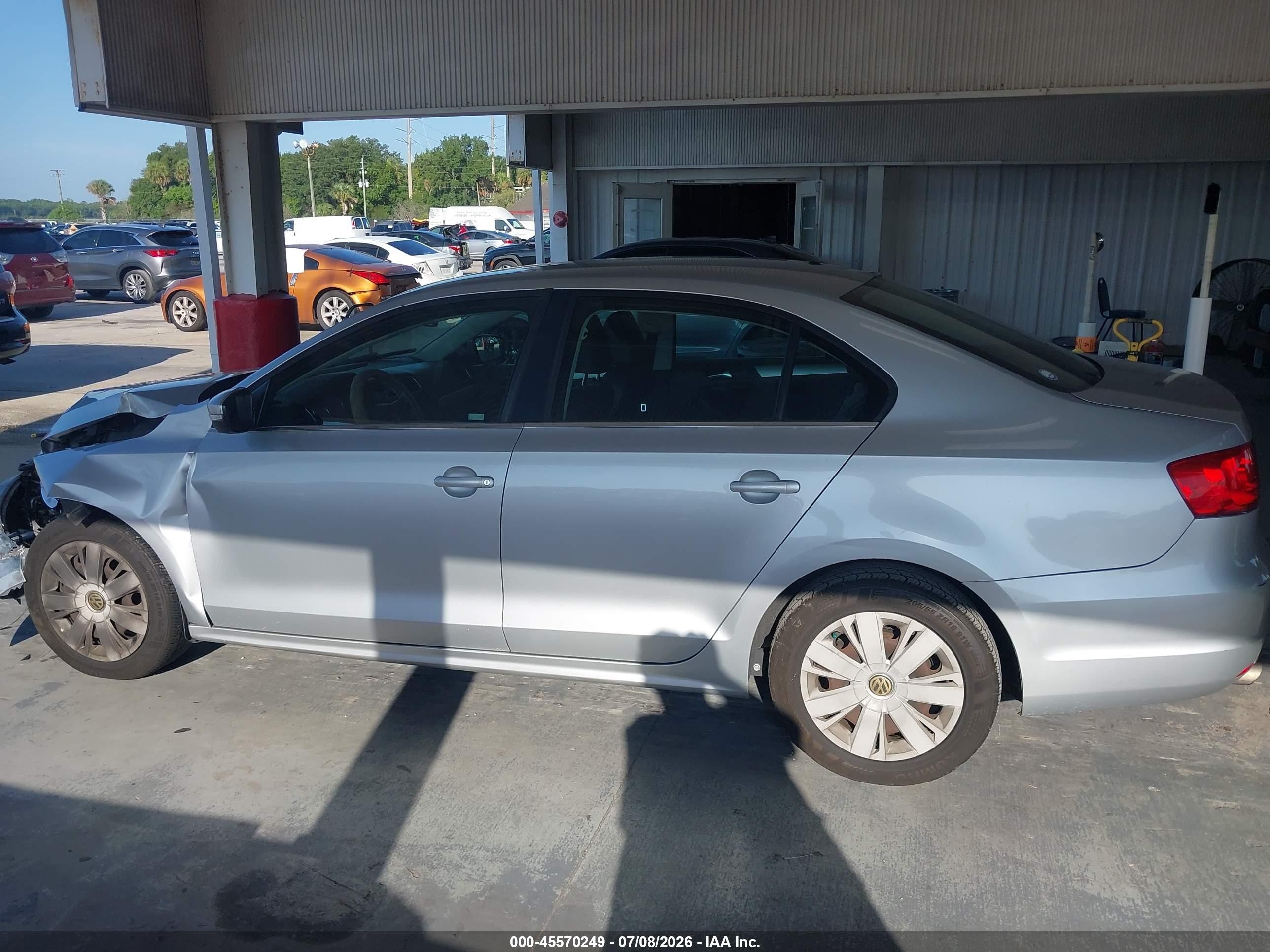 2013 Volkswagen Jetta 2.5l Se Серебряный vin: 3VWDP7AJ1DM214766