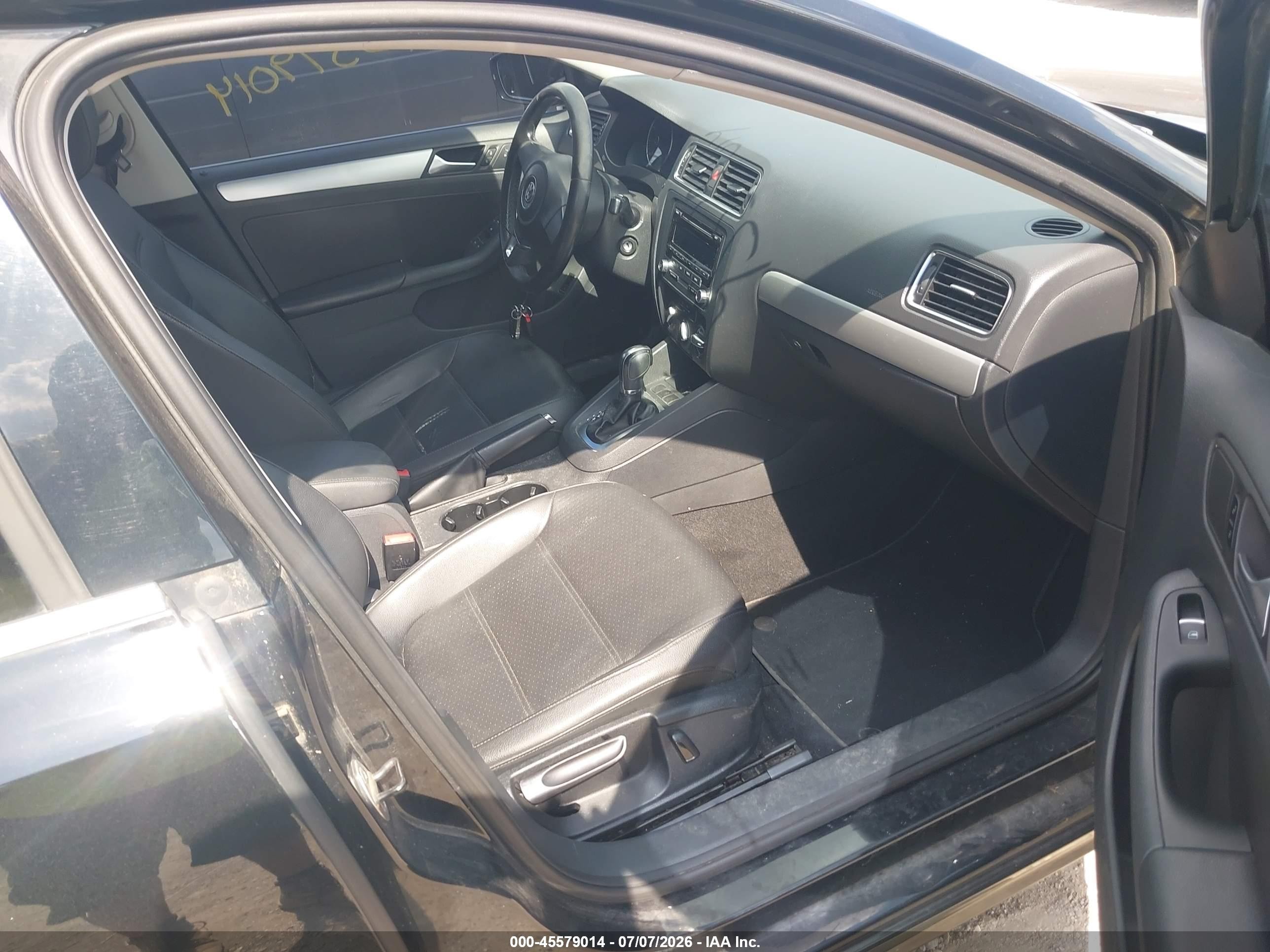 2013 Volkswagen Jetta 2.5l Se Black vin: 3VWDP7AJ1DM218722
