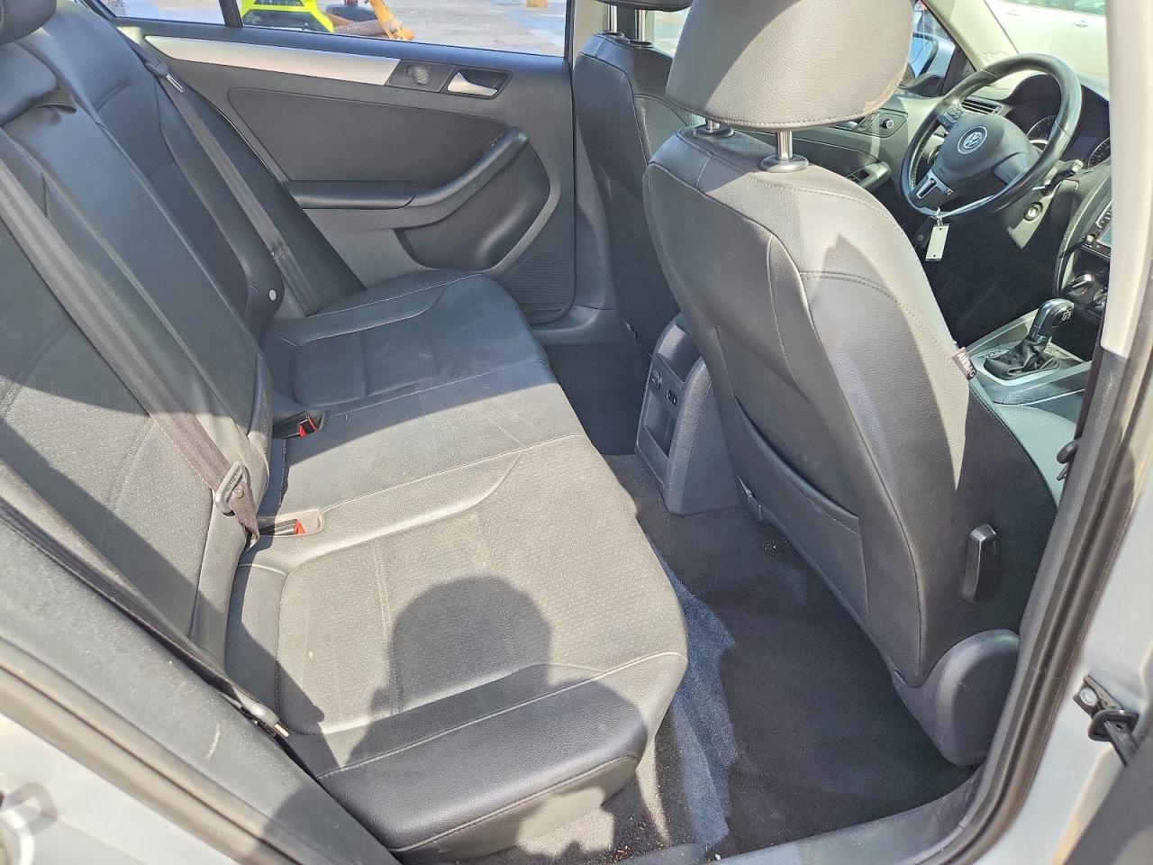 2013 Volkswagen Jetta Se Silver vin: 3VWDP7AJ1DM286423