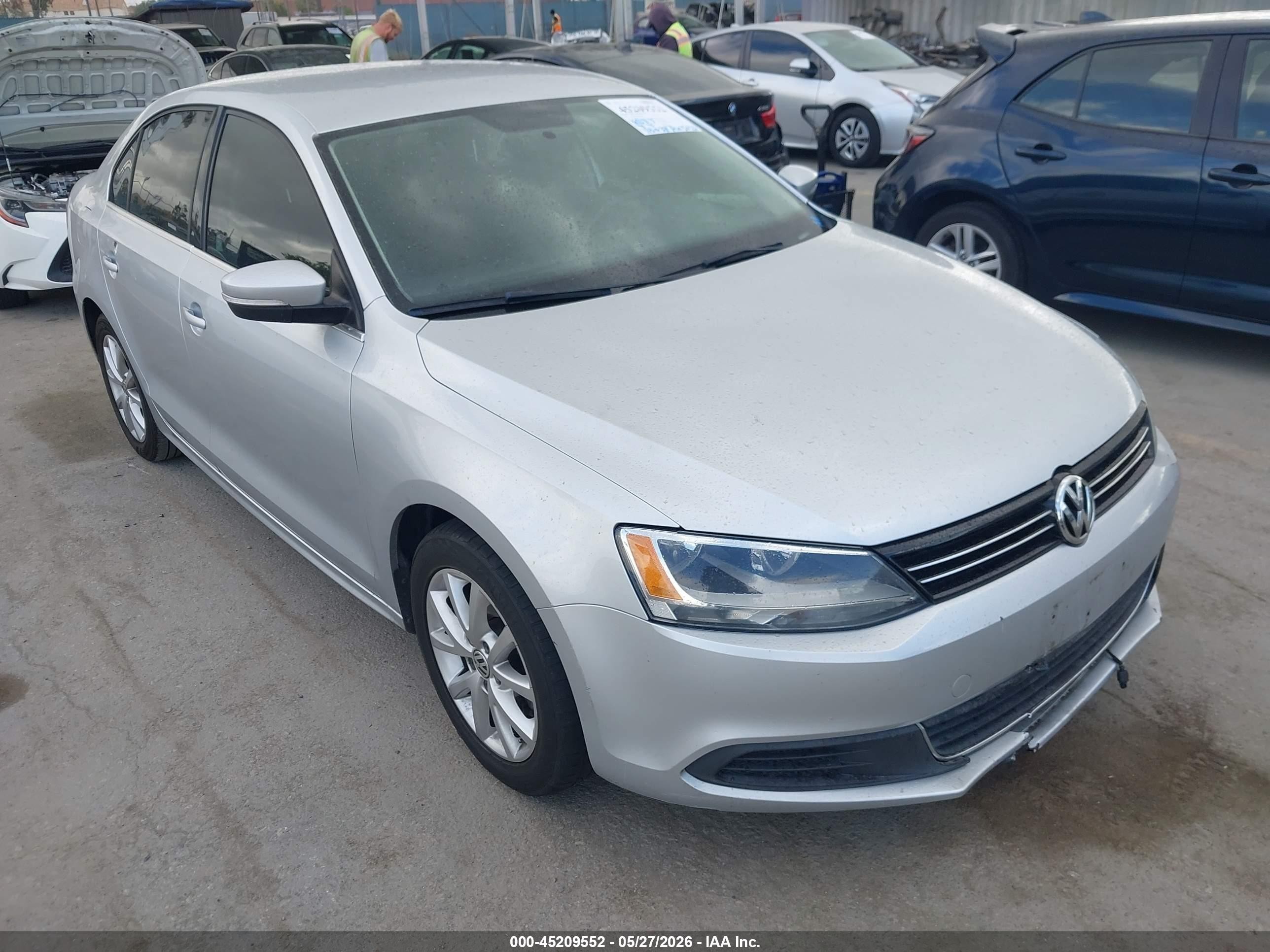 3VWDP7AJ1DM307772