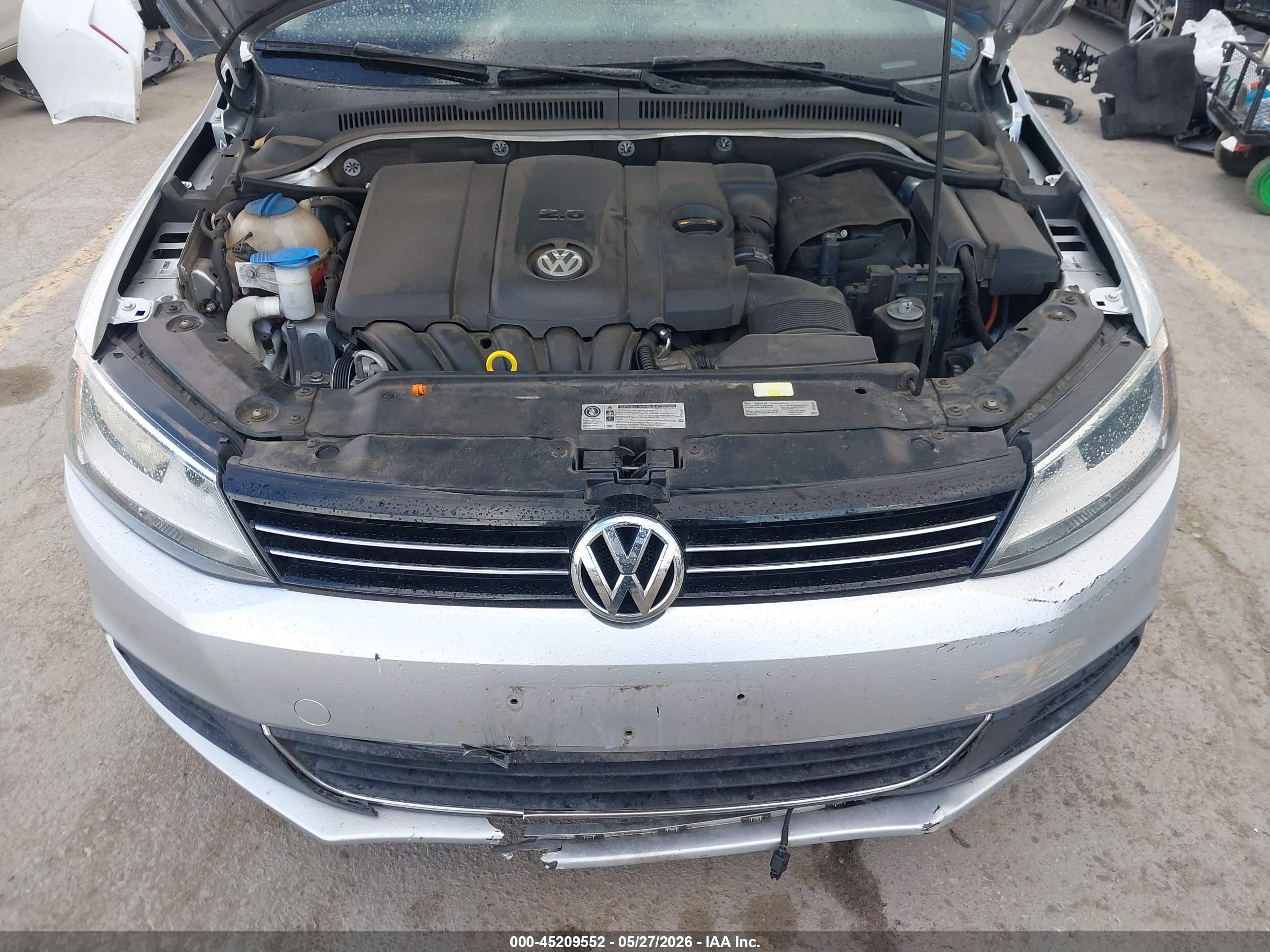 2013 Volkswagen Jetta 2.5l Se Silver vin: 3VWDP7AJ1DM307772