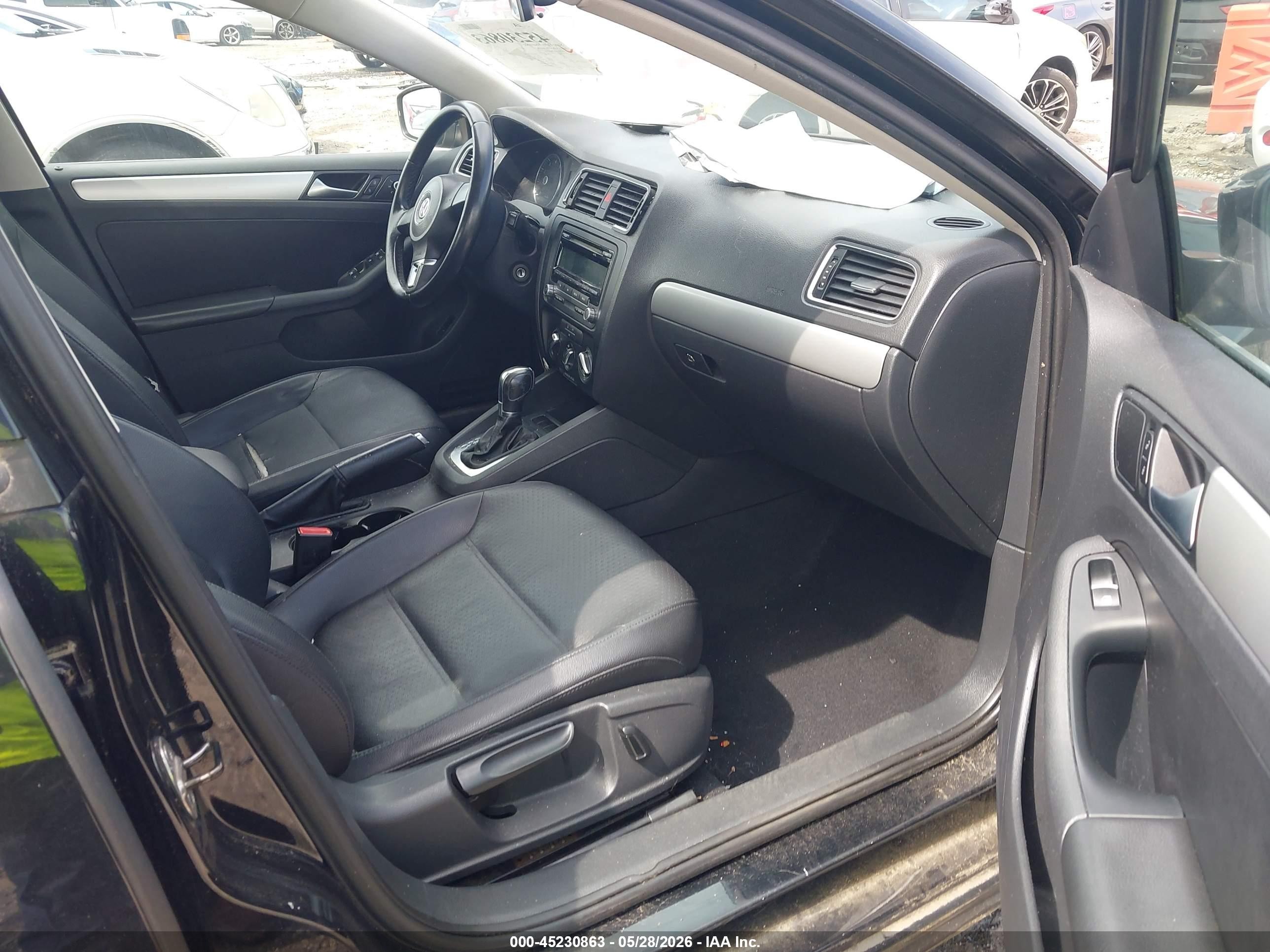 2013 Volkswagen Jetta 2.5l Se Black vin: 3VWDP7AJ1DM417897
