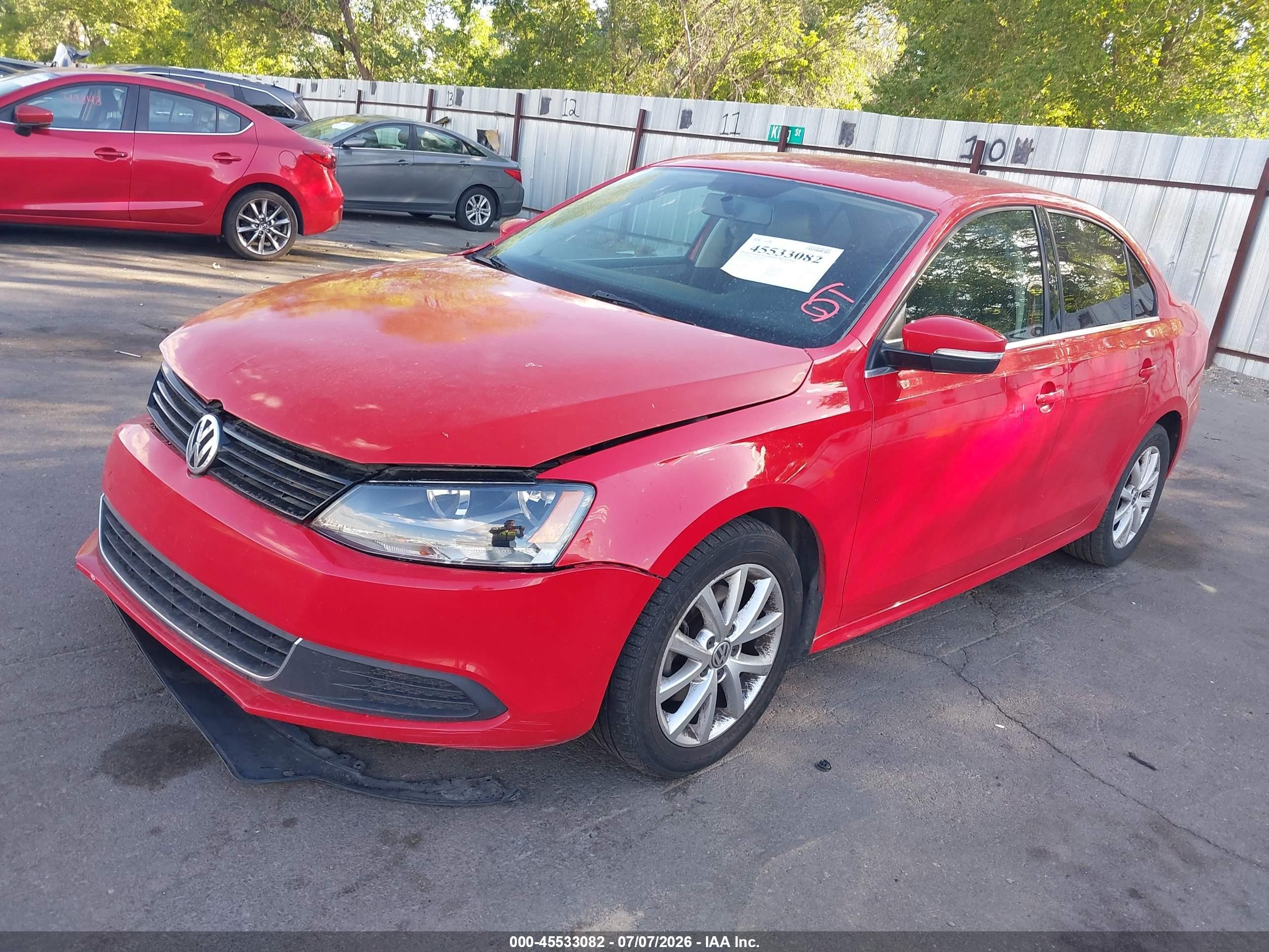 2013 Volkswagen Jetta 2.5l Se Красный vin: 3VWDP7AJ1DM437129