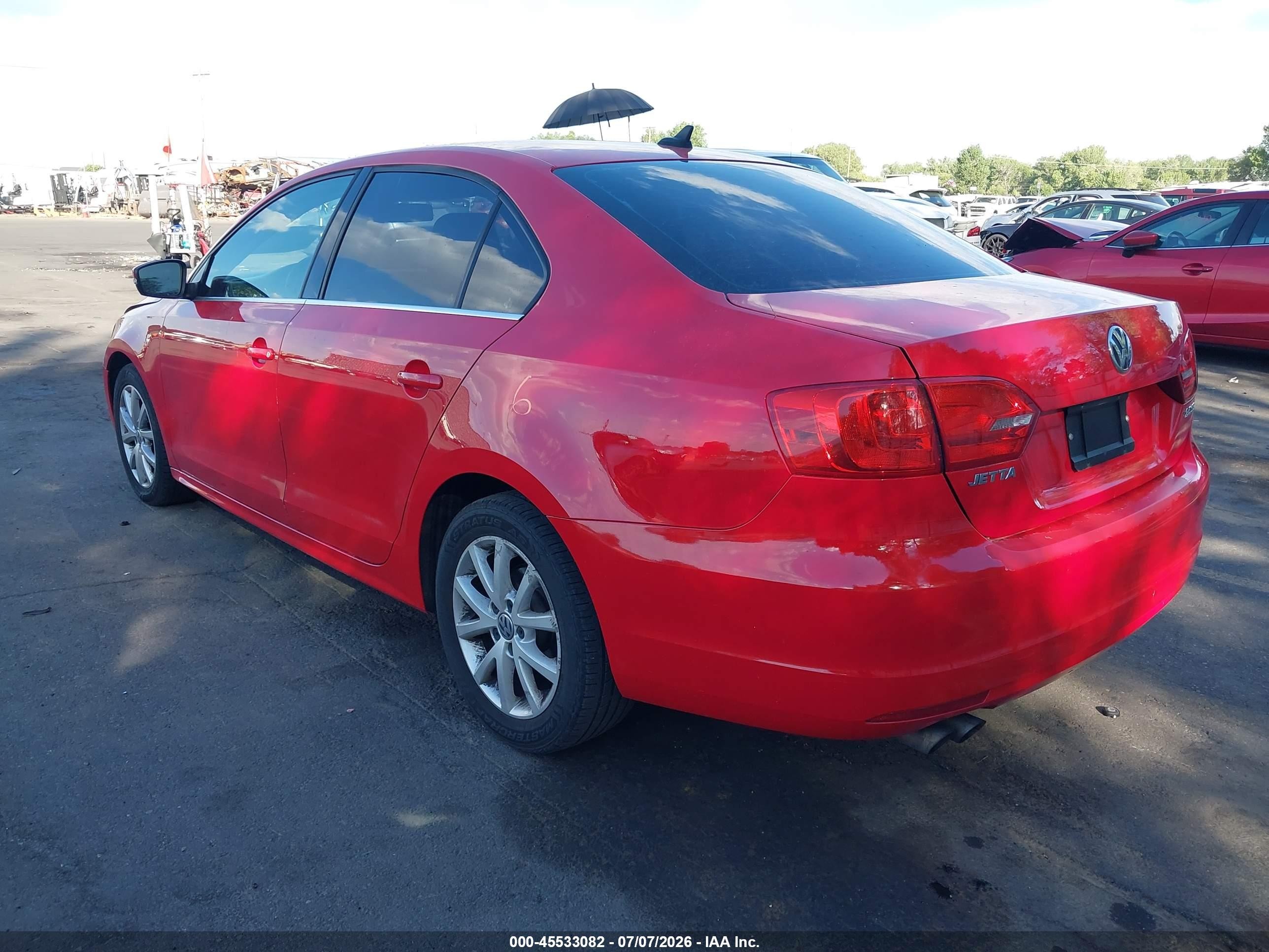 2013 Volkswagen Jetta 2.5l Se Красный vin: 3VWDP7AJ1DM437129