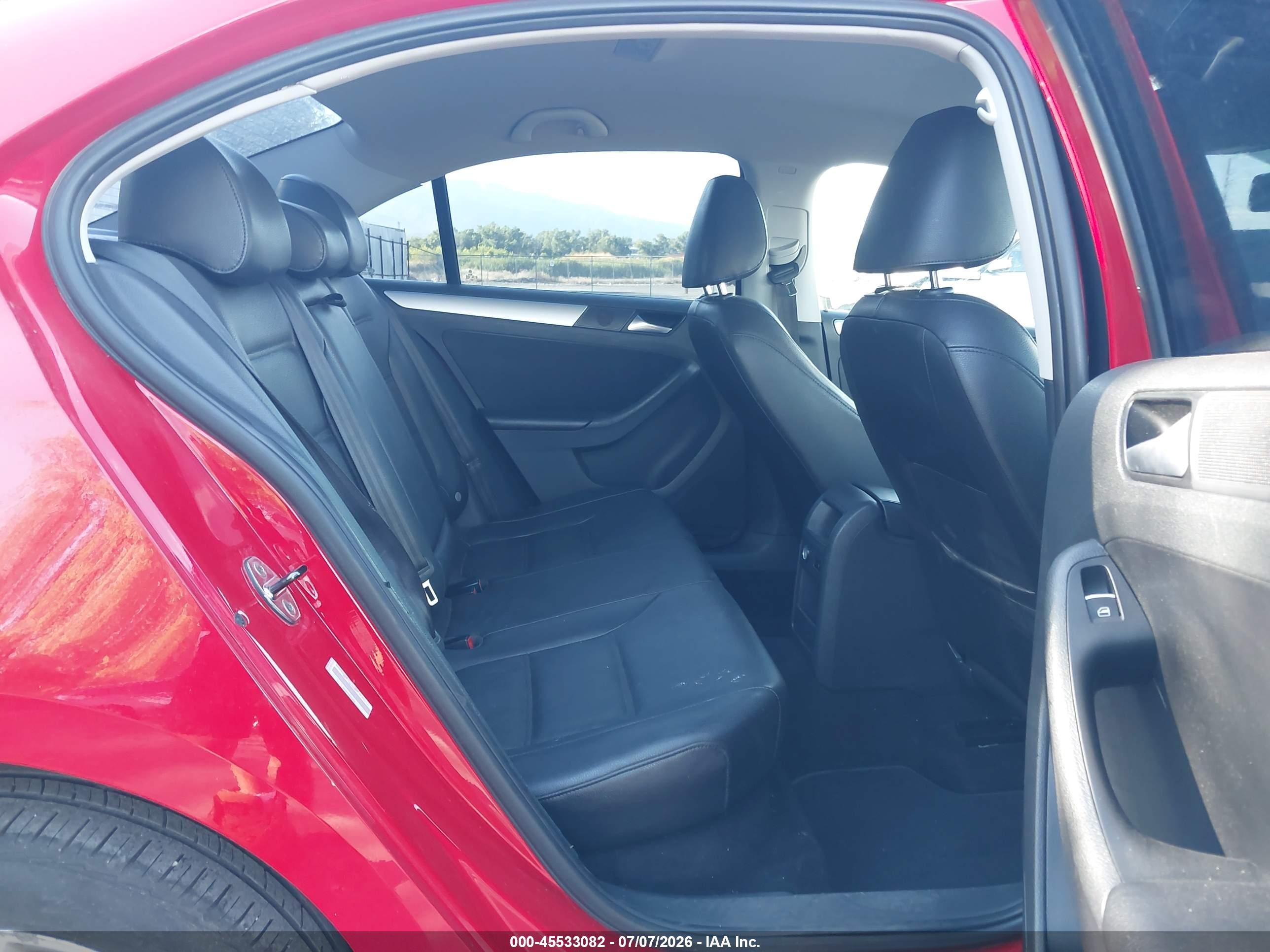 2013 Volkswagen Jetta 2.5l Se Красный vin: 3VWDP7AJ1DM437129