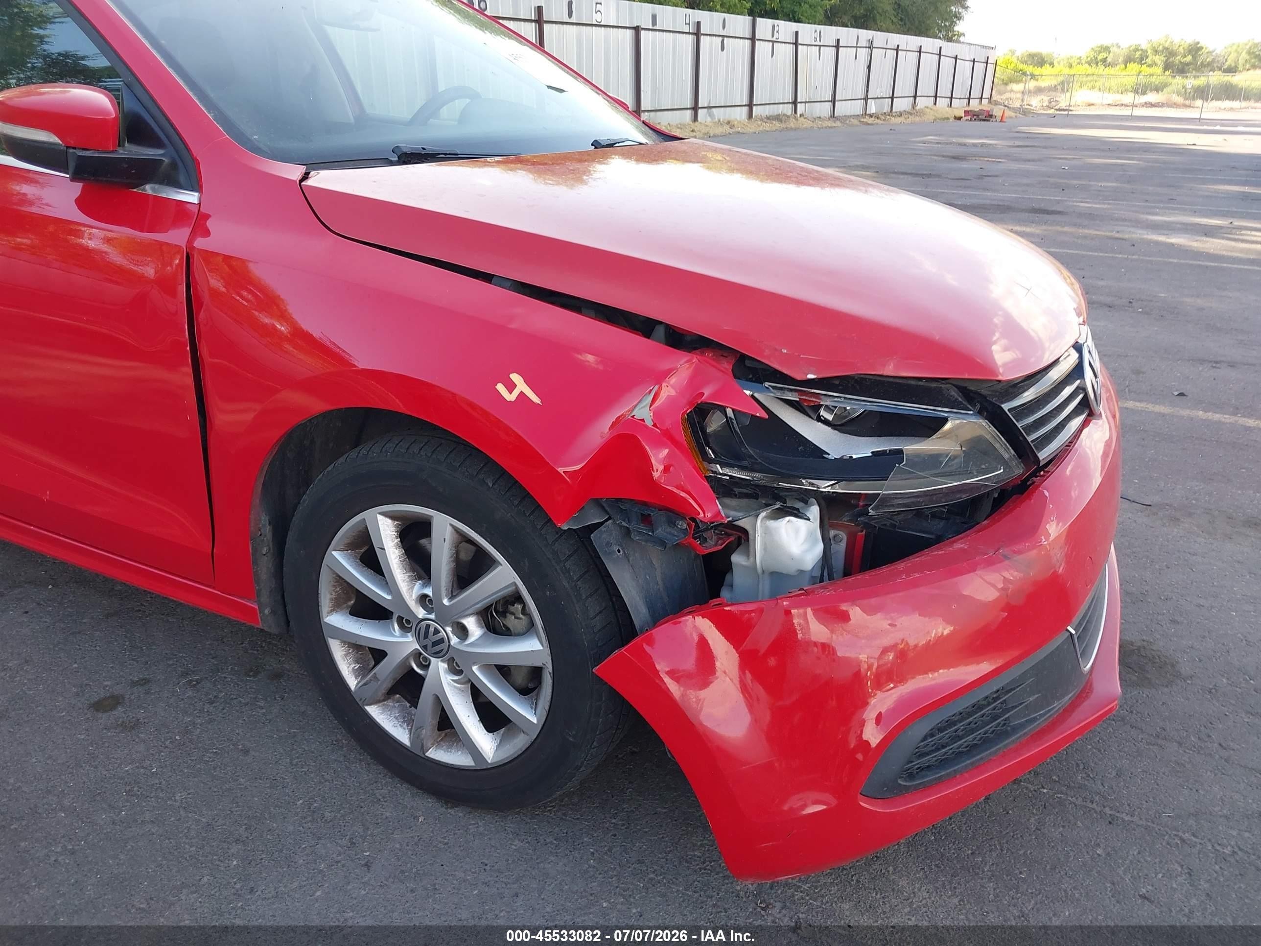 2013 Volkswagen Jetta 2.5l Se Красный vin: 3VWDP7AJ1DM437129