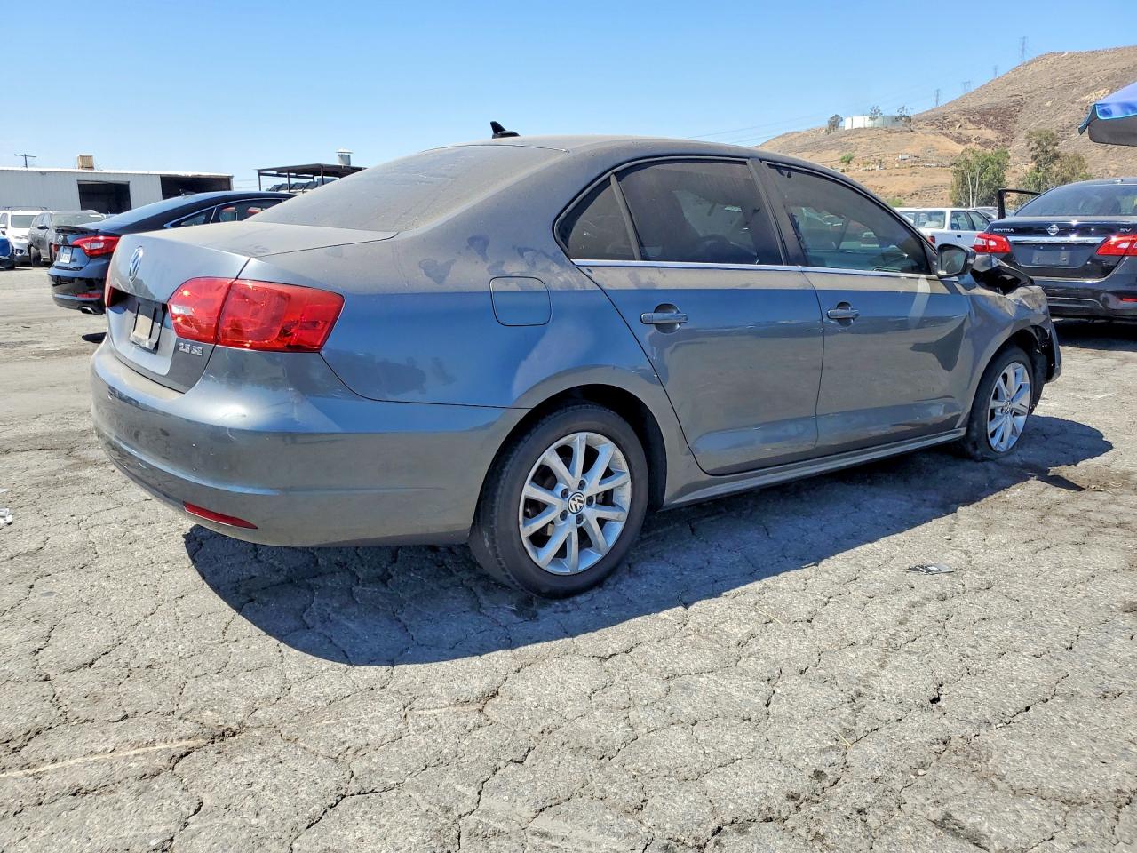 2013 Volkswagen Jetta Se Blue vin: 3VWDP7AJ1DM439687