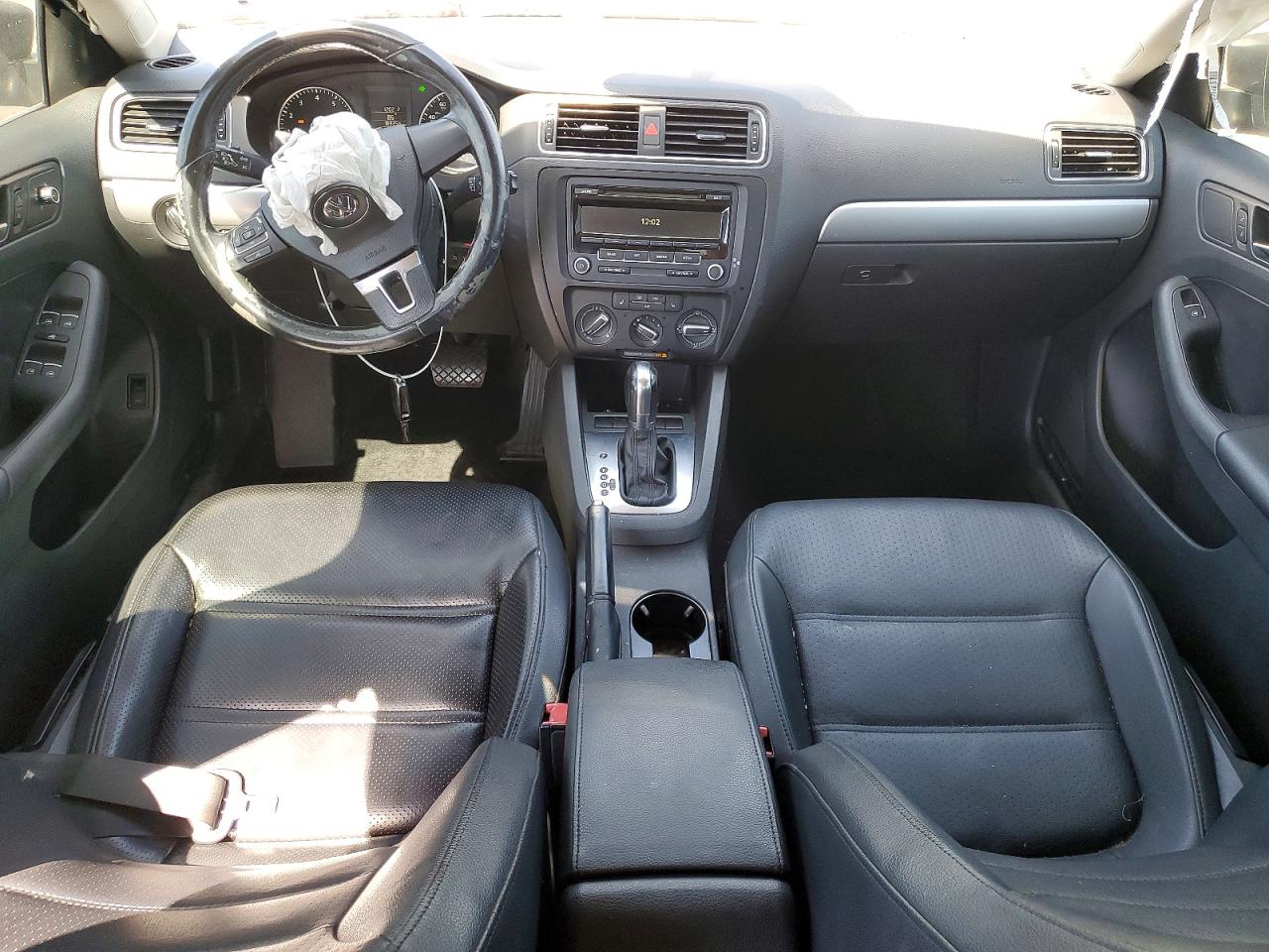 2013 Volkswagen Jetta Se Blue vin: 3VWDP7AJ1DM439687