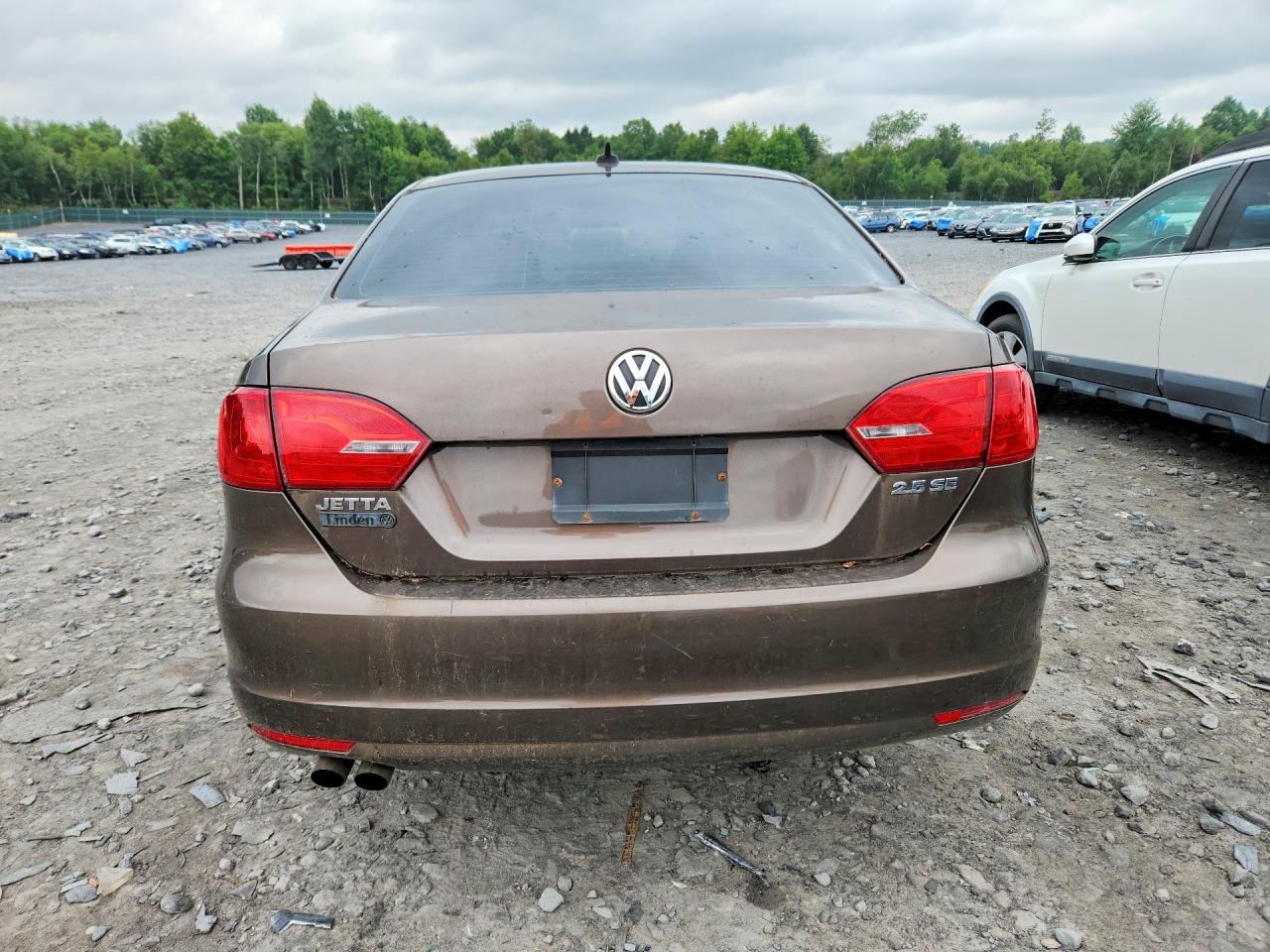 2013 Volkswagen Jetta Se Коричневый vin: 3VWDP7AJ1DM448289