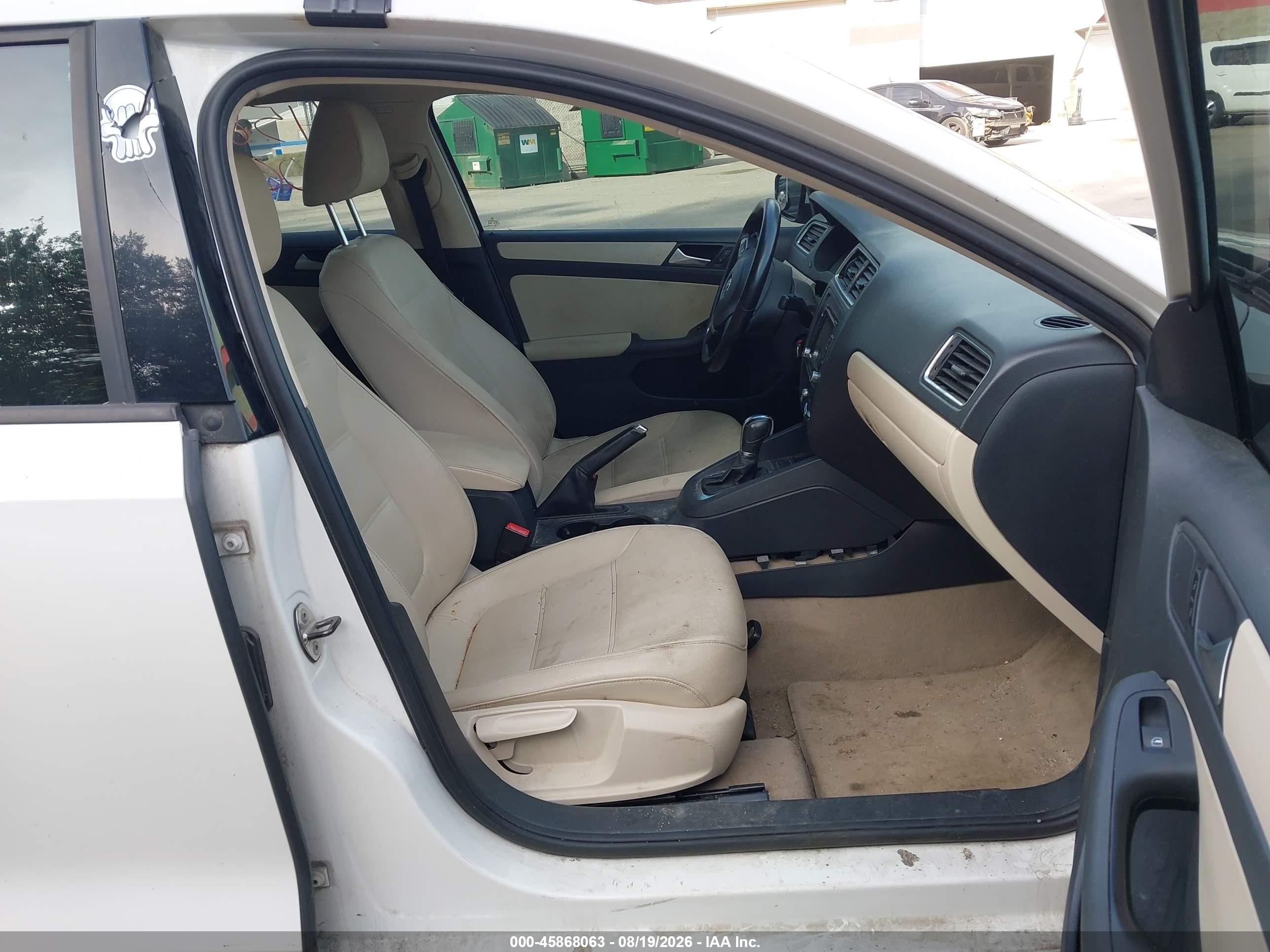 2012 Volkswagen Jetta 2.5l Se White vin: 3VWDP7AJ2CM427031