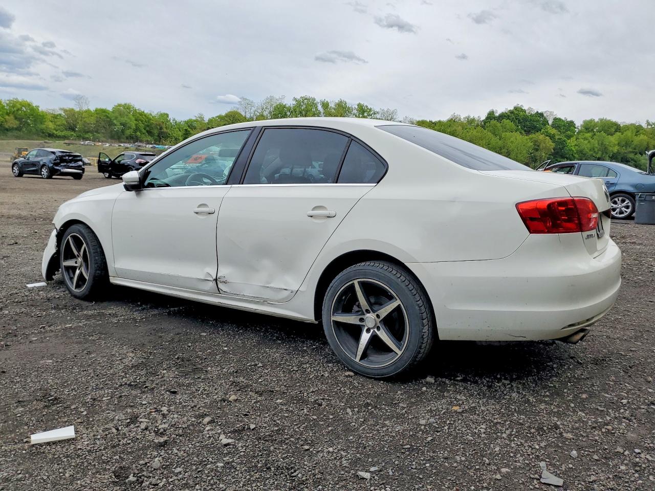2013 Volkswagen Jetta Se White vin: 3VWDP7AJ2DM214260