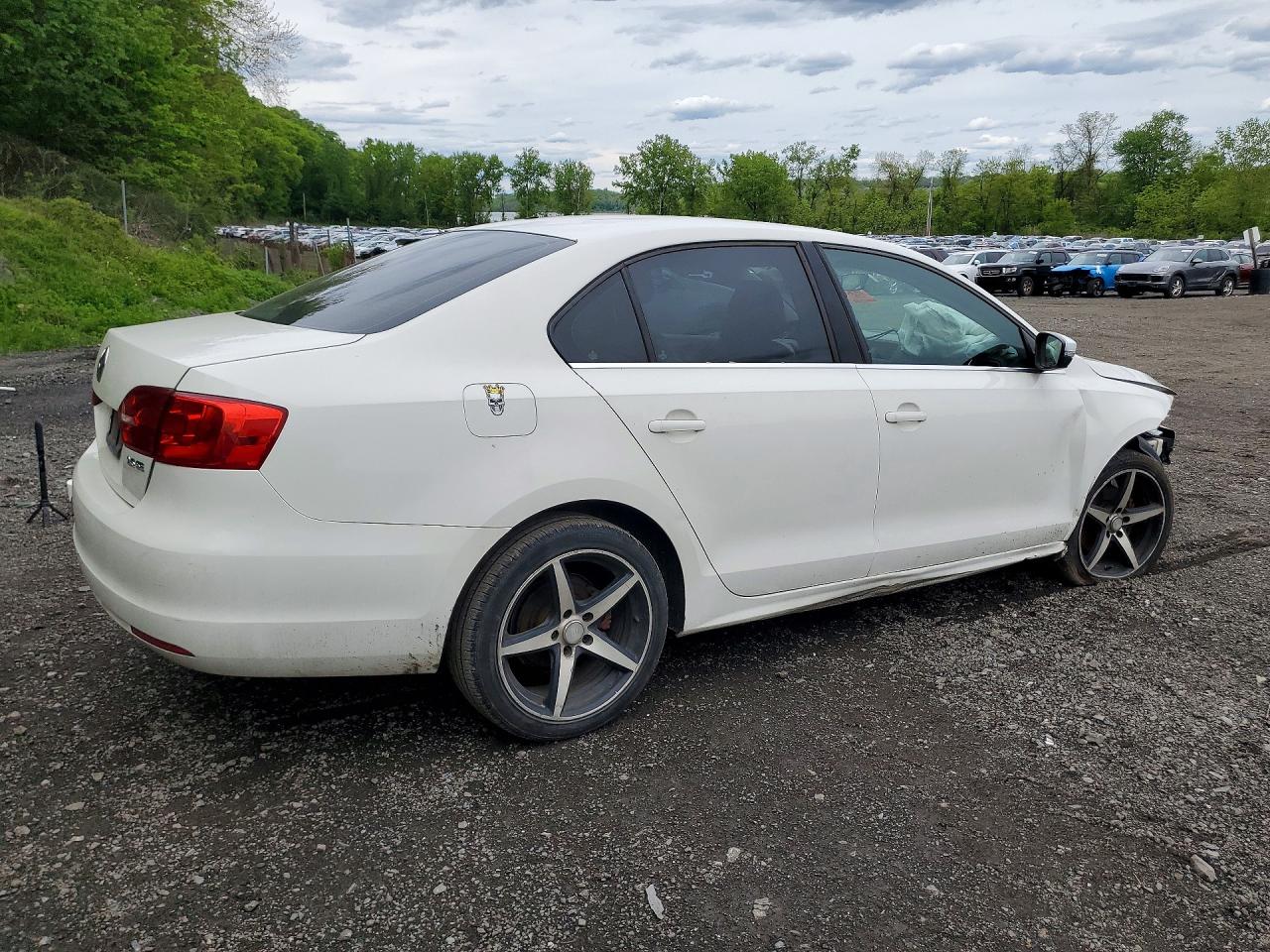 2013 Volkswagen Jetta Se White vin: 3VWDP7AJ2DM214260
