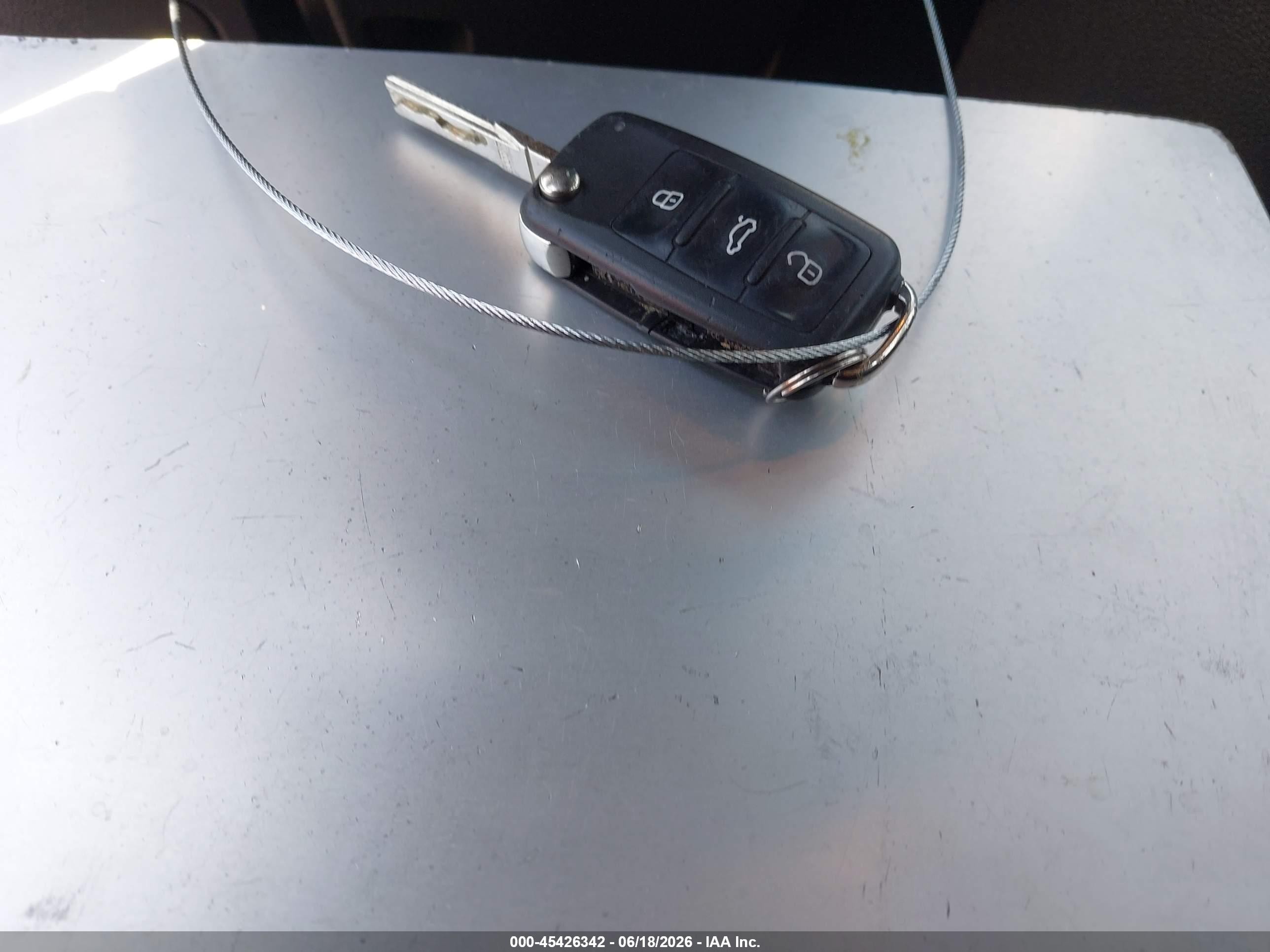 2013 Volkswagen Jetta 2.5l Se Silver vin: 3VWDP7AJ2DM373506