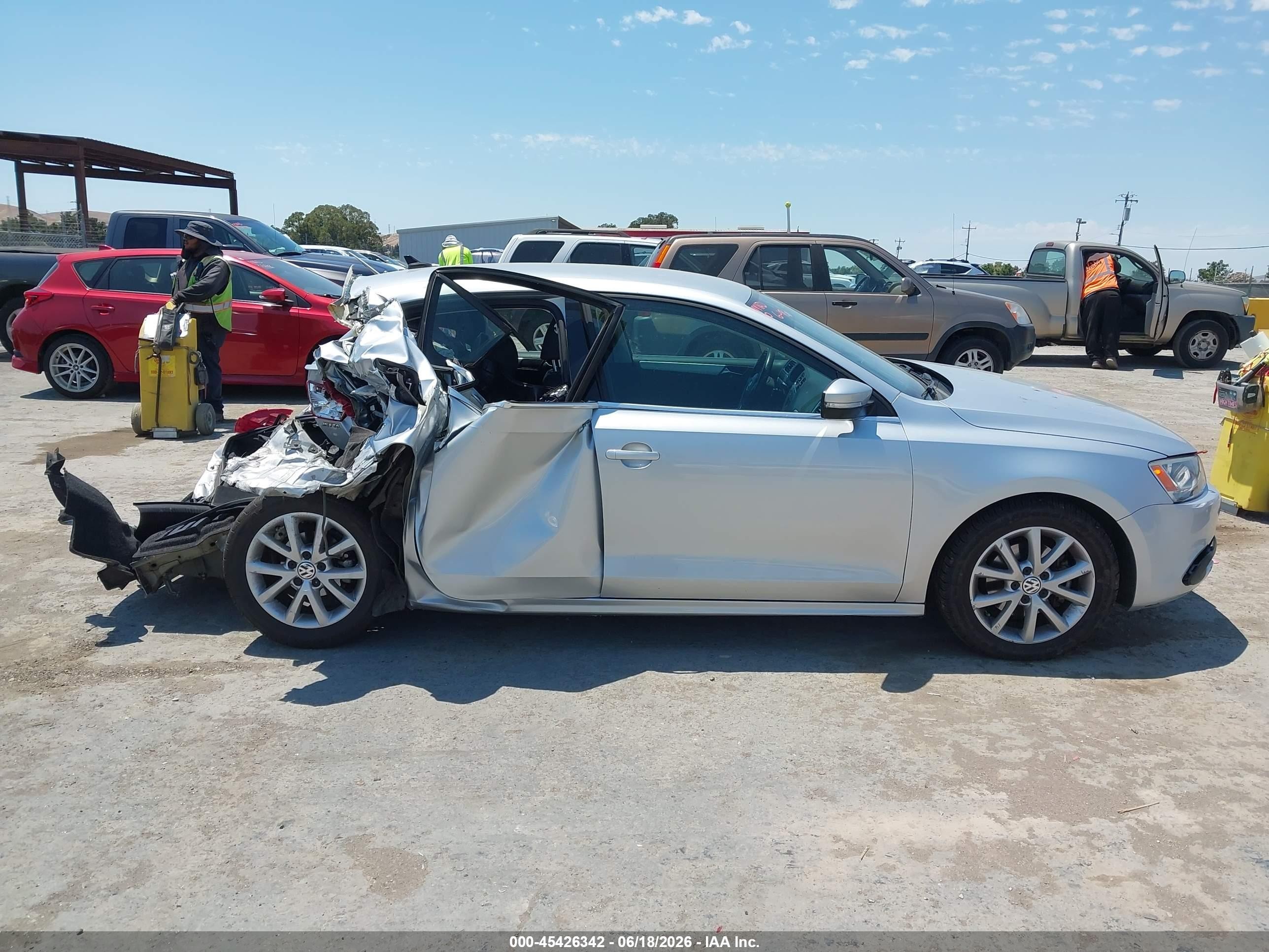 2013 Volkswagen Jetta 2.5l Se Silver vin: 3VWDP7AJ2DM373506