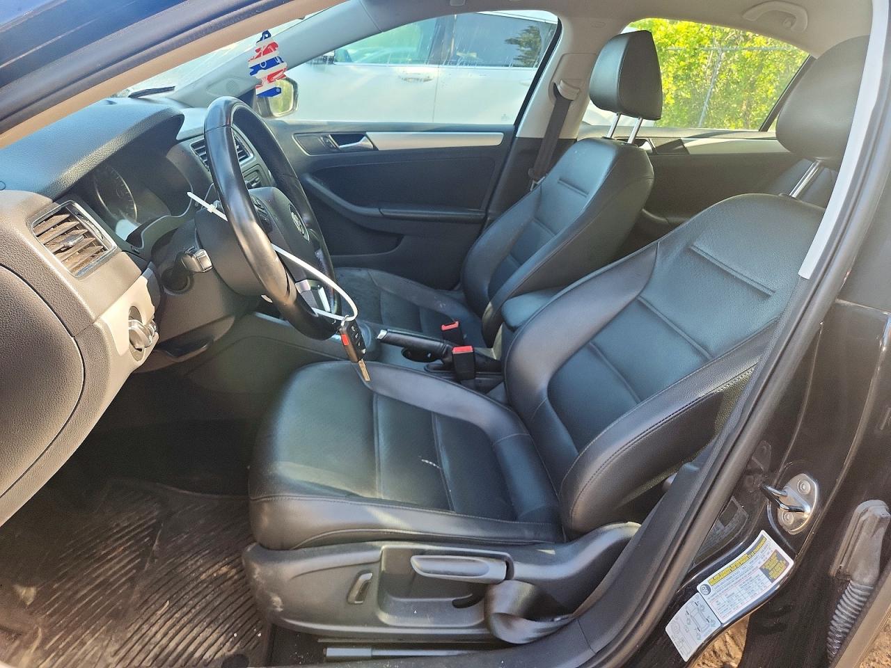 2013 Volkswagen Jetta Se Black vin: 3VWDP7AJ2DM391309