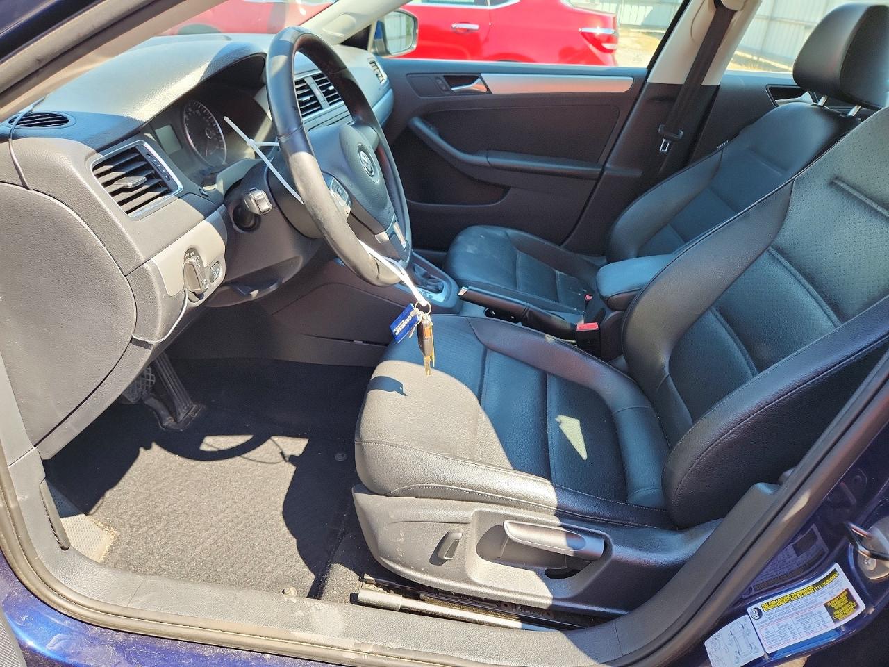 2013 Volkswagen Jetta Se Blue vin: 3VWDP7AJ2DM421117