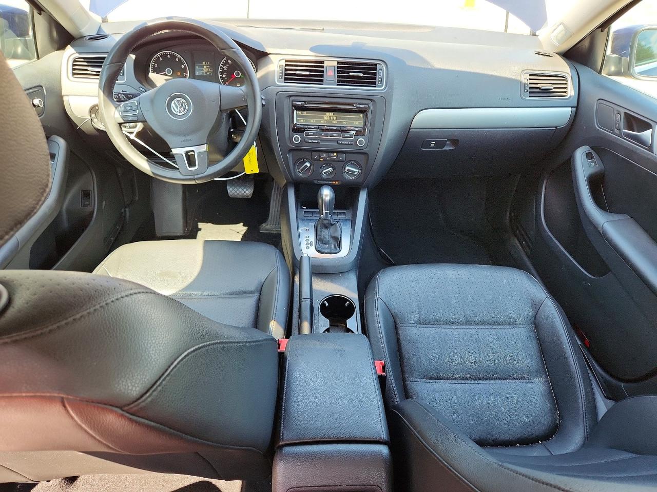 2013 Volkswagen Jetta Se Blue vin: 3VWDP7AJ2DM421117