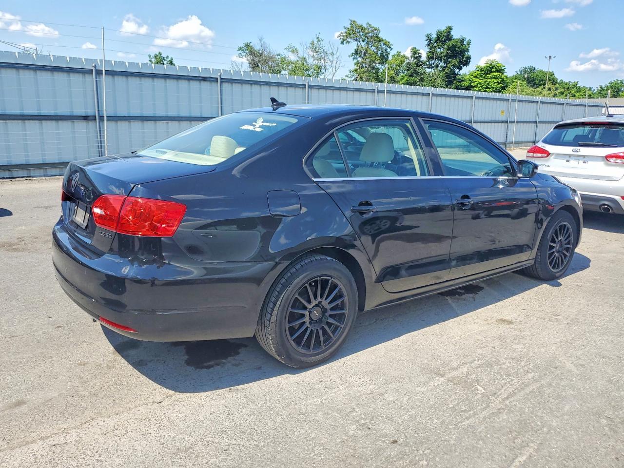 2013 Volkswagen Jetta Se Black vin: 3VWDP7AJ2DM433168