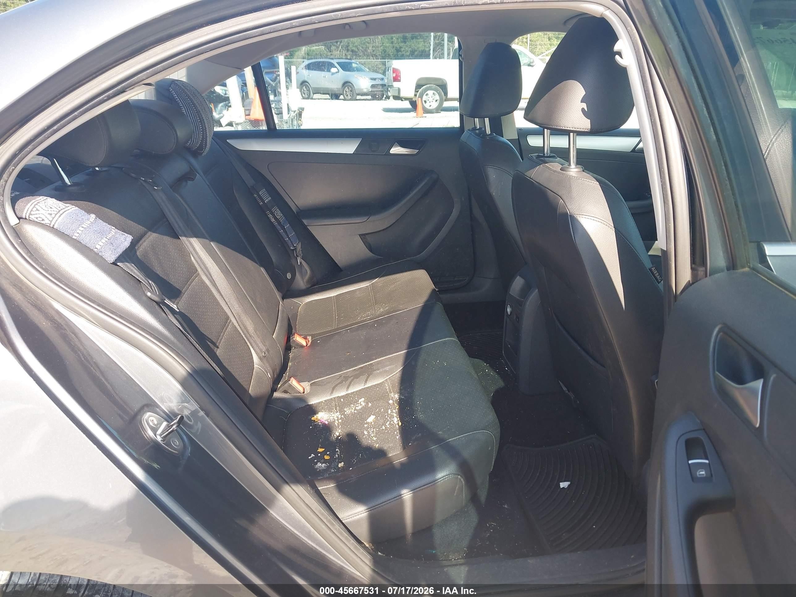 2013 Volkswagen Jetta 2.5l Se Gray vin: 3VWDP7AJ2DM440511