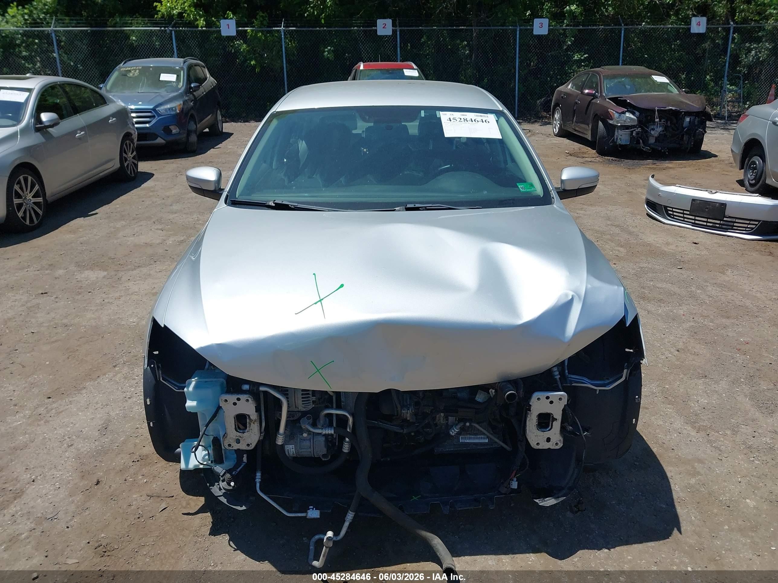 2013 Volkswagen Jetta 2.5l Se Silver vin: 3VWDP7AJ2DM444011