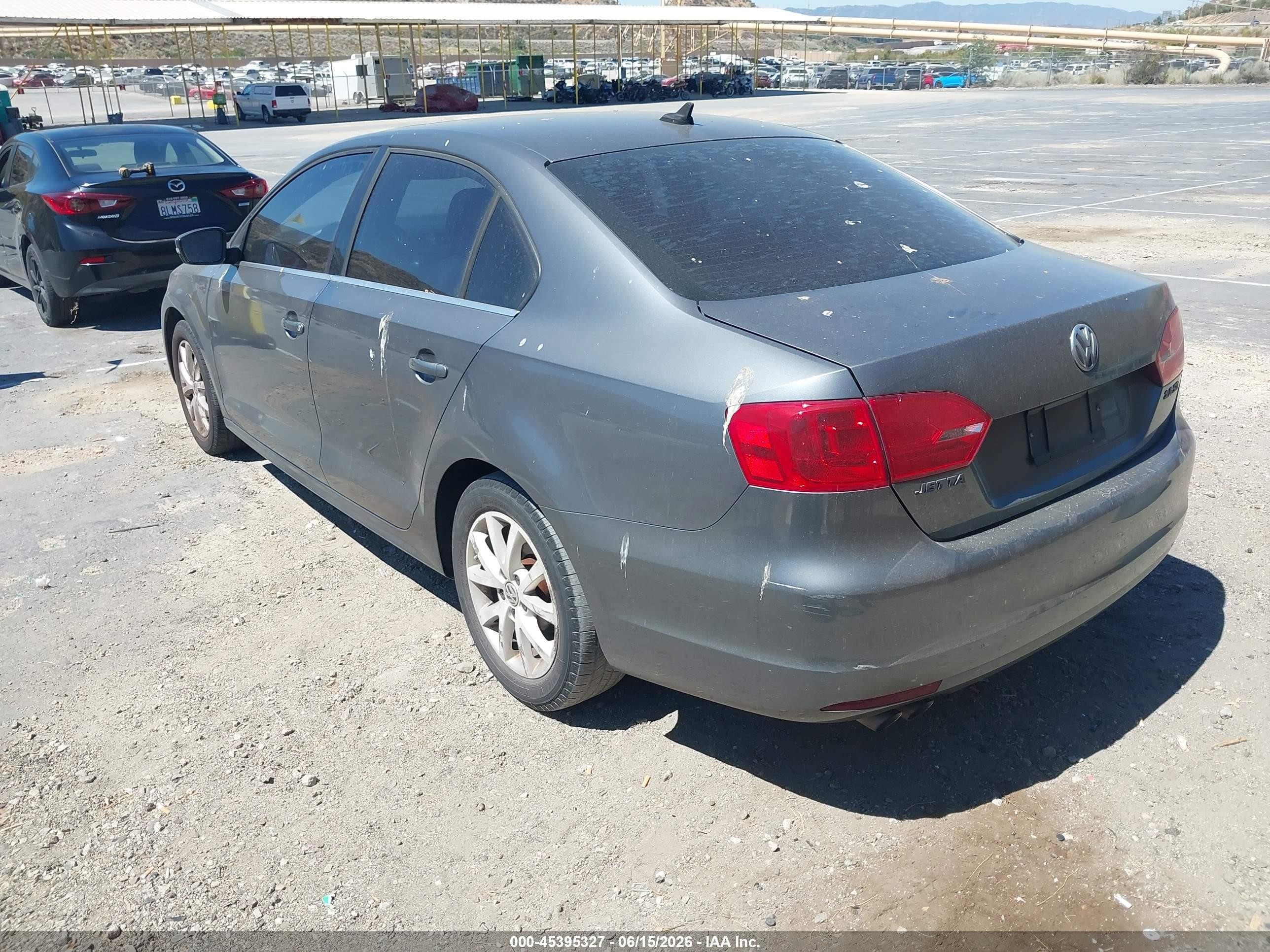 2013 Volkswagen Jetta 2.5l Se Gray vin: 3VWDP7AJ2DM451430