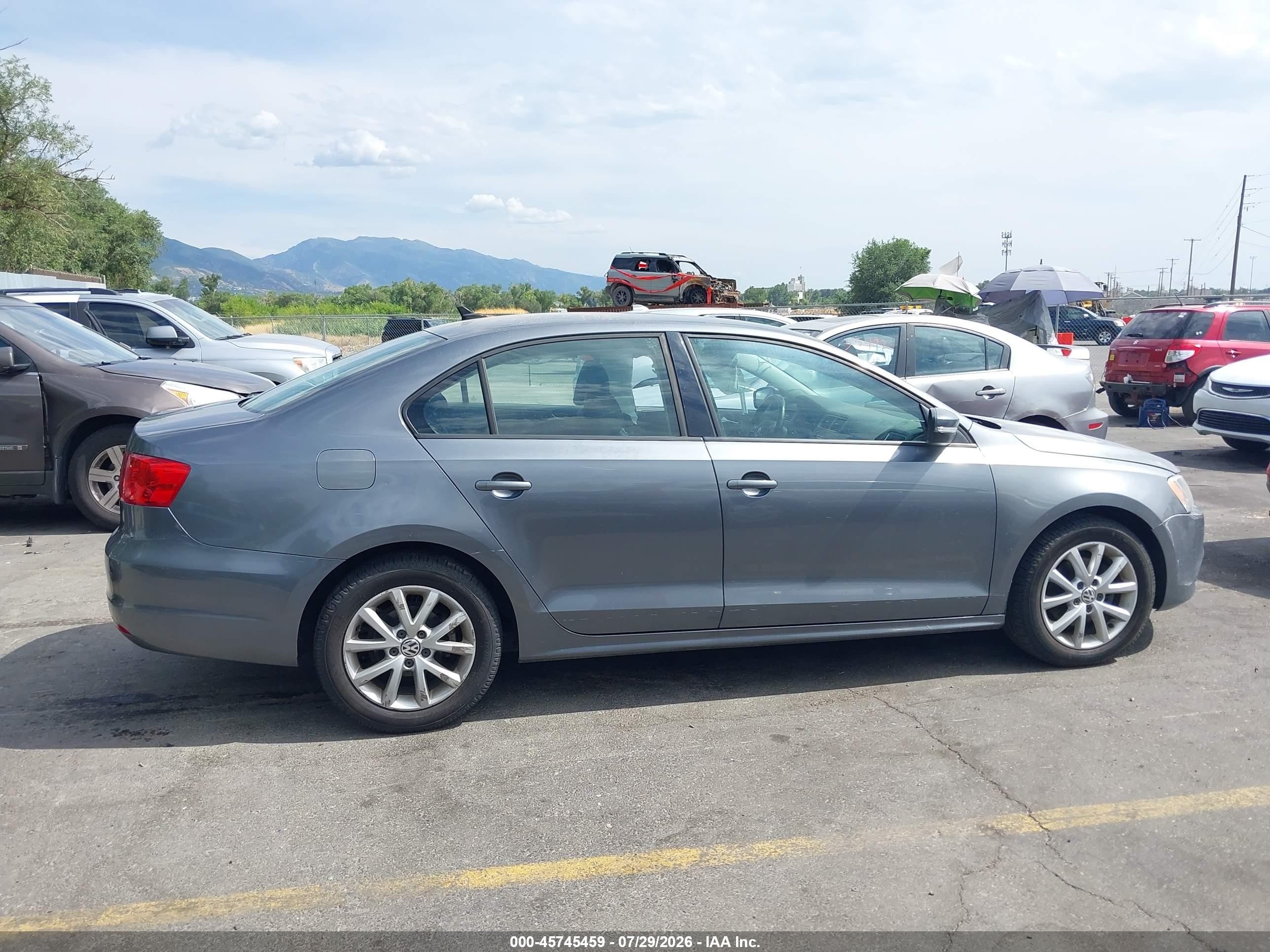 2012 Volkswagen Jetta 2.5l Se Серебряный vin: 3VWDP7AJ3CM126915
