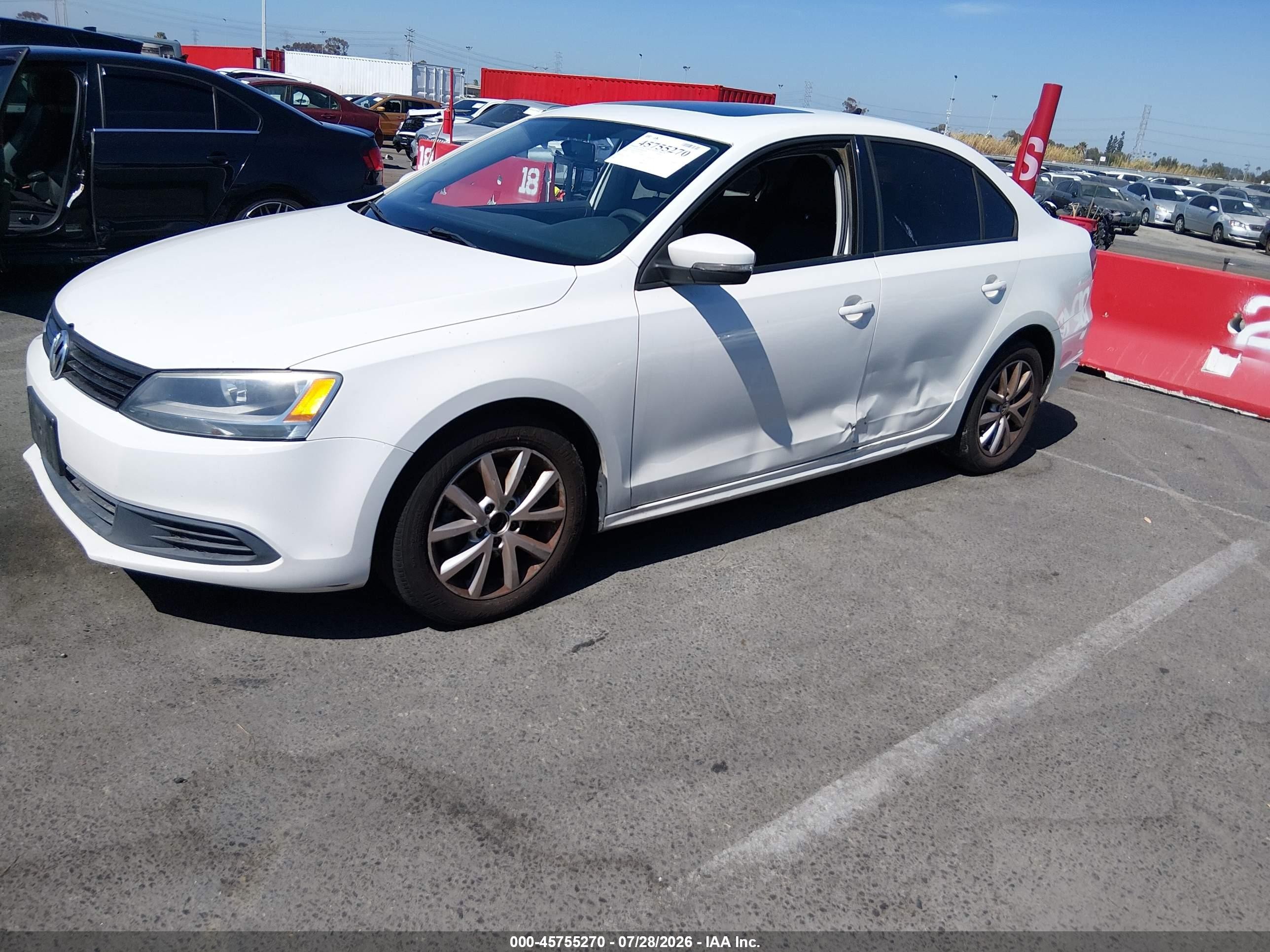 2012 Volkswagen Jetta 2.5l Se Белый vin: 3VWDP7AJ3CM131841