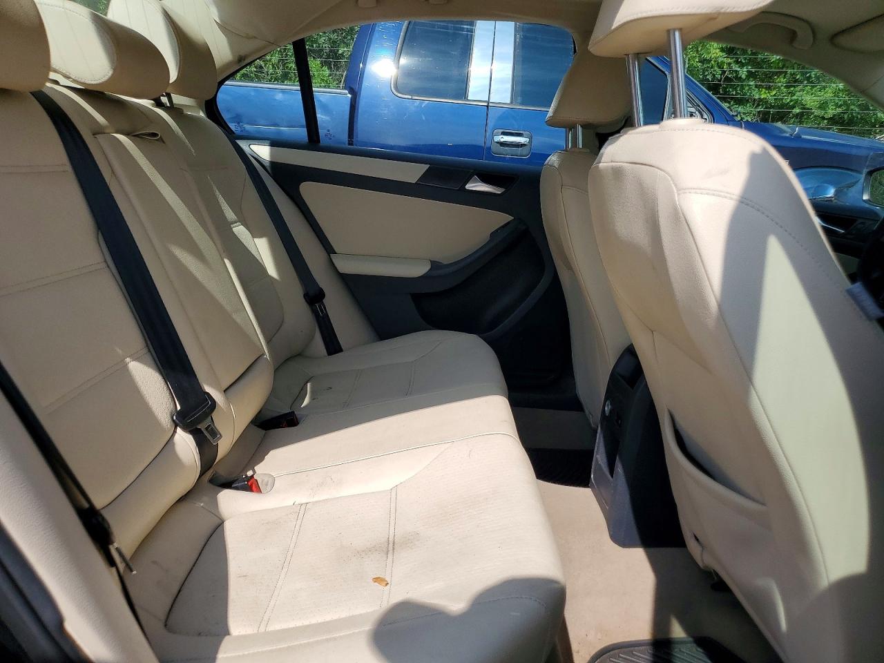2012 Volkswagen Jetta Se Black vin: 3VWDP7AJ3CM309831