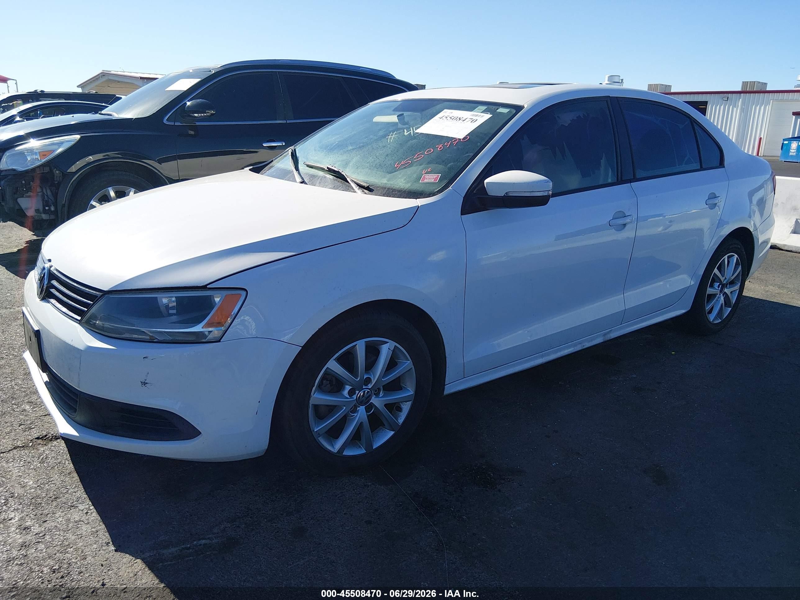 2012 Volkswagen Jetta 2.5l Se White vin: 3VWDP7AJ3CM370354