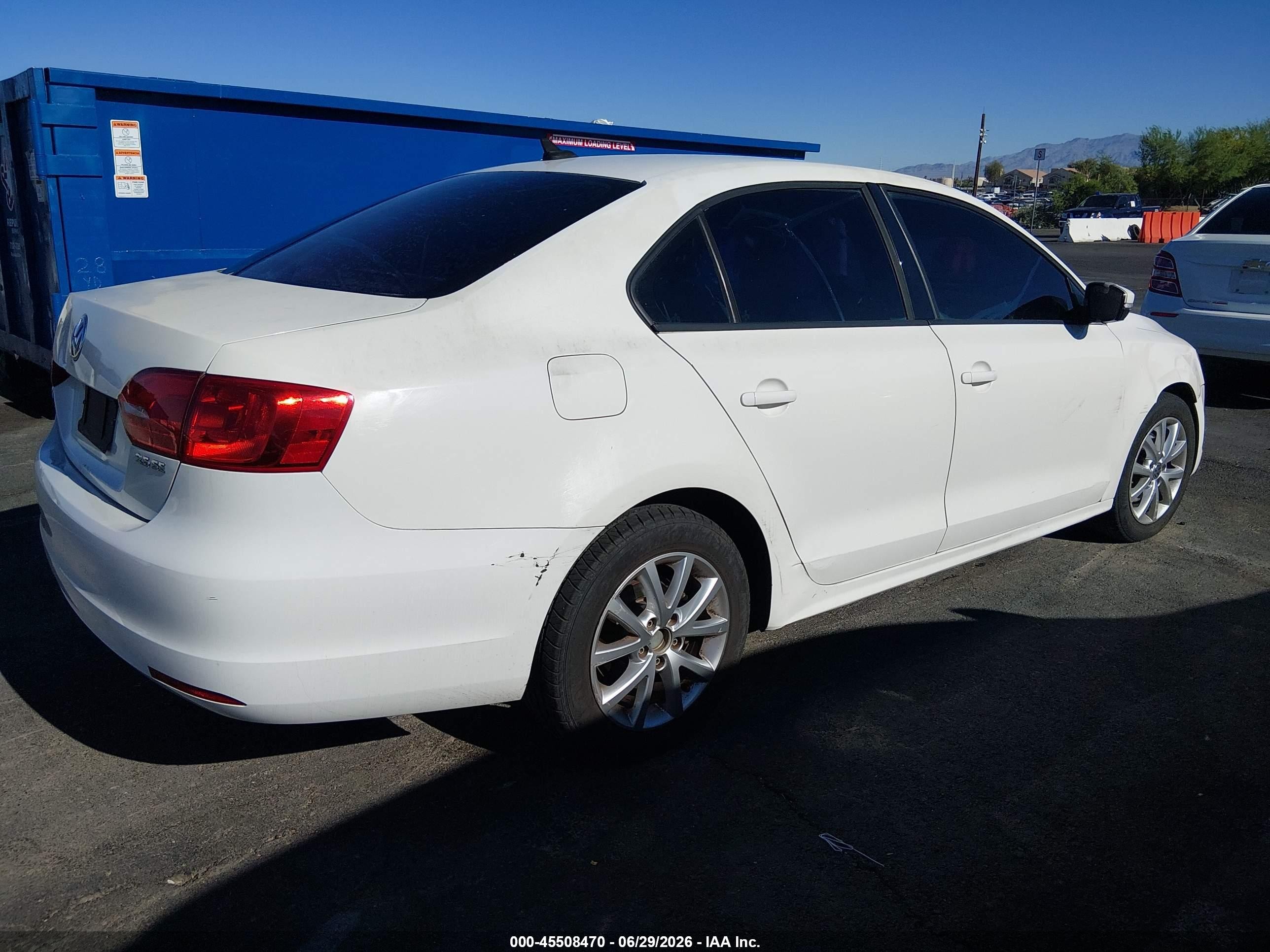 2012 Volkswagen Jetta 2.5l Se White vin: 3VWDP7AJ3CM370354