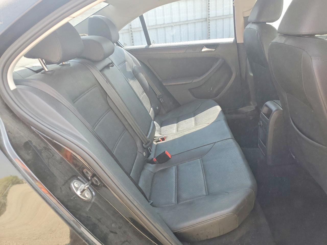 2012 Volkswagen Jetta Se Black vin: 3VWDP7AJ3CM413140