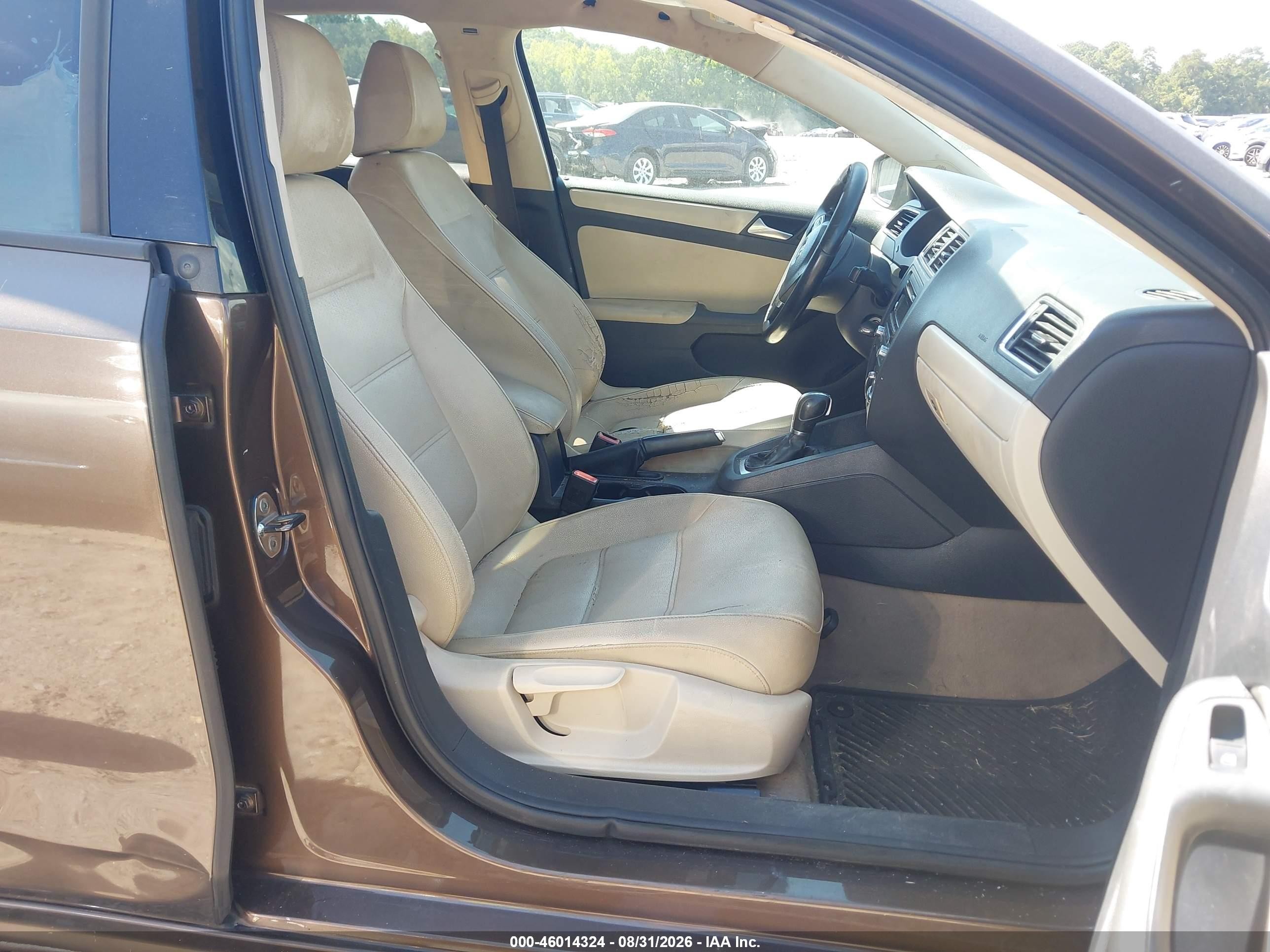 2012 Volkswagen Jetta 2.5l Se Brown vin: 3VWDP7AJ3CM419035