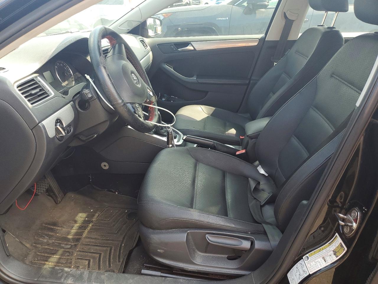2012 Volkswagen Jetta Se Black vin: 3VWDP7AJ3CM427197