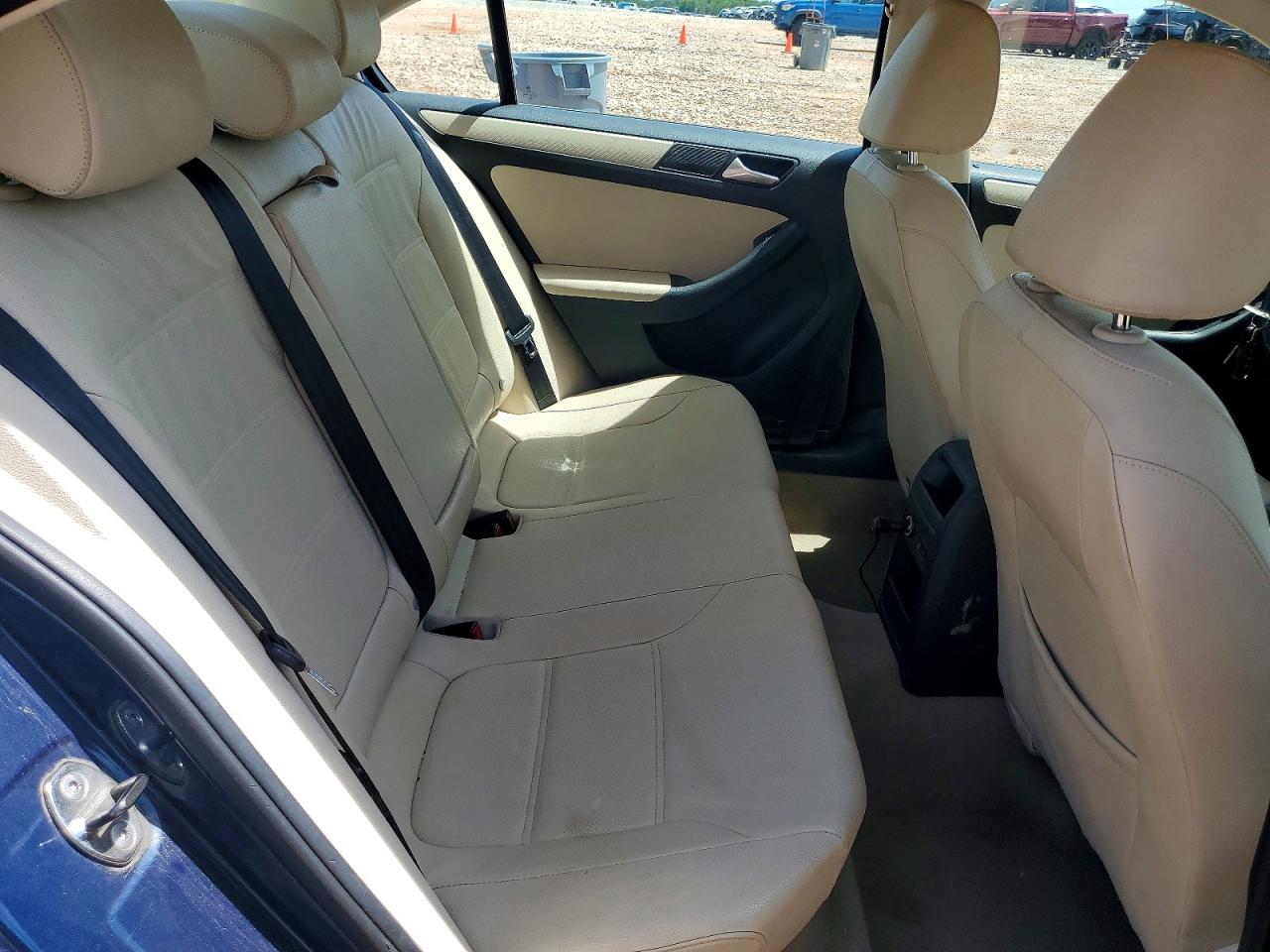 2012 Volkswagen Jetta Blue vin: 3VWDP7AJ3CM468722