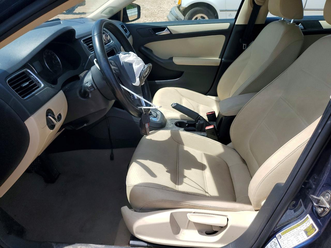 2012 Volkswagen Jetta Blue vin: 3VWDP7AJ3CM468722