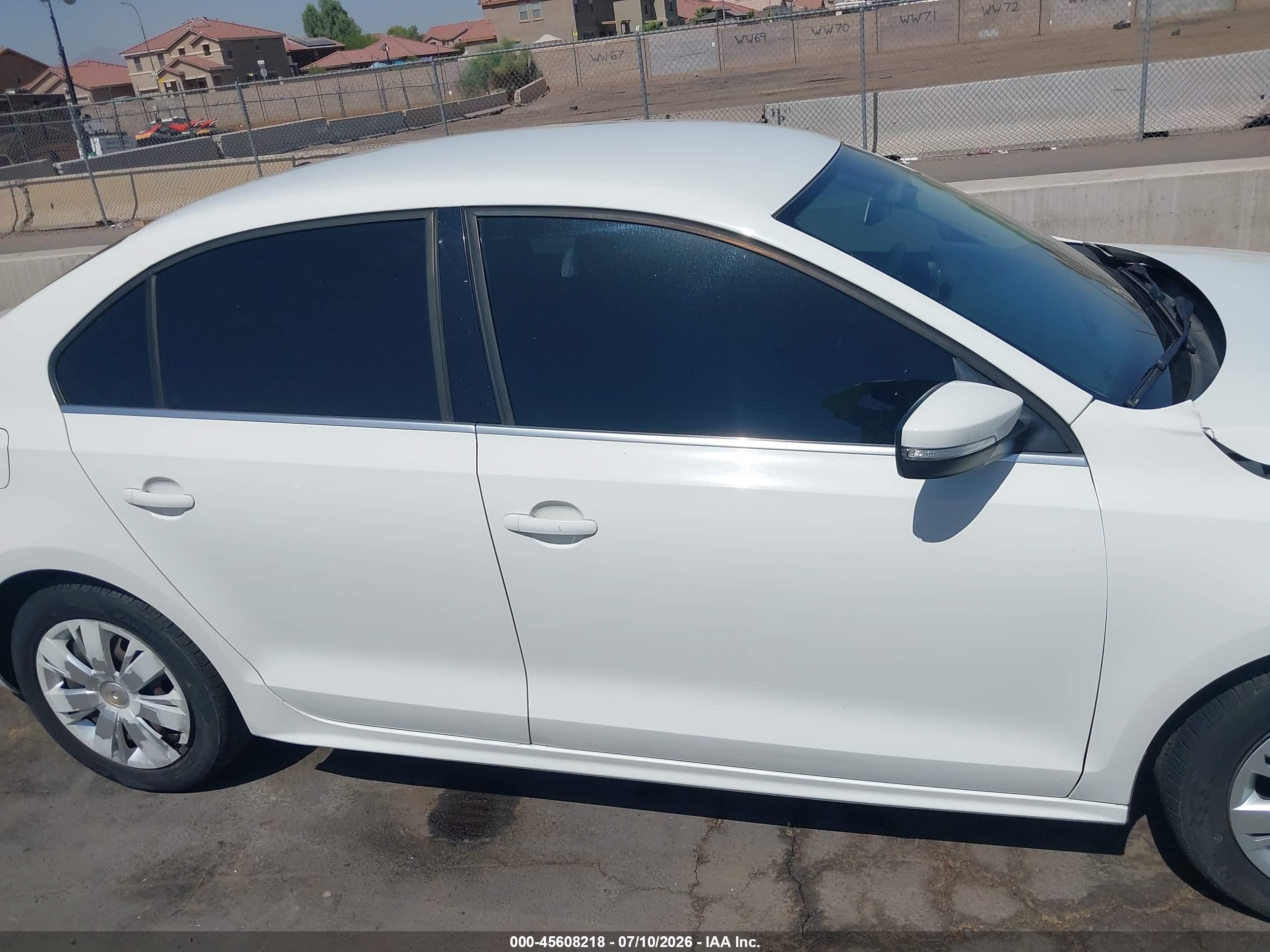 2013 Volkswagen Jetta 2.5l Se White vin: 3VWDP7AJ3DM206250