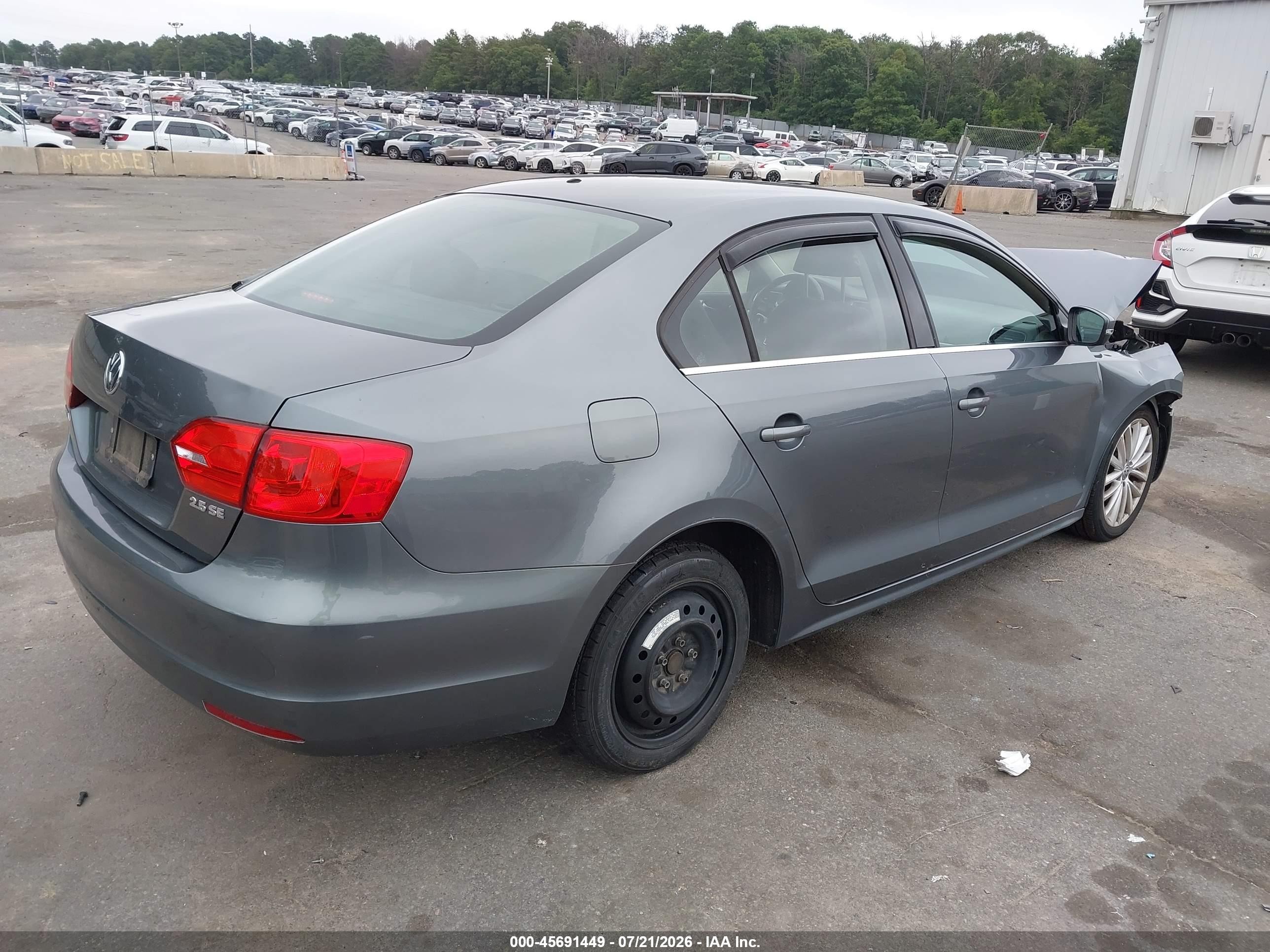 2013 Volkswagen Jetta 2.5l Se Gray vin: 3VWDP7AJ3DM218611