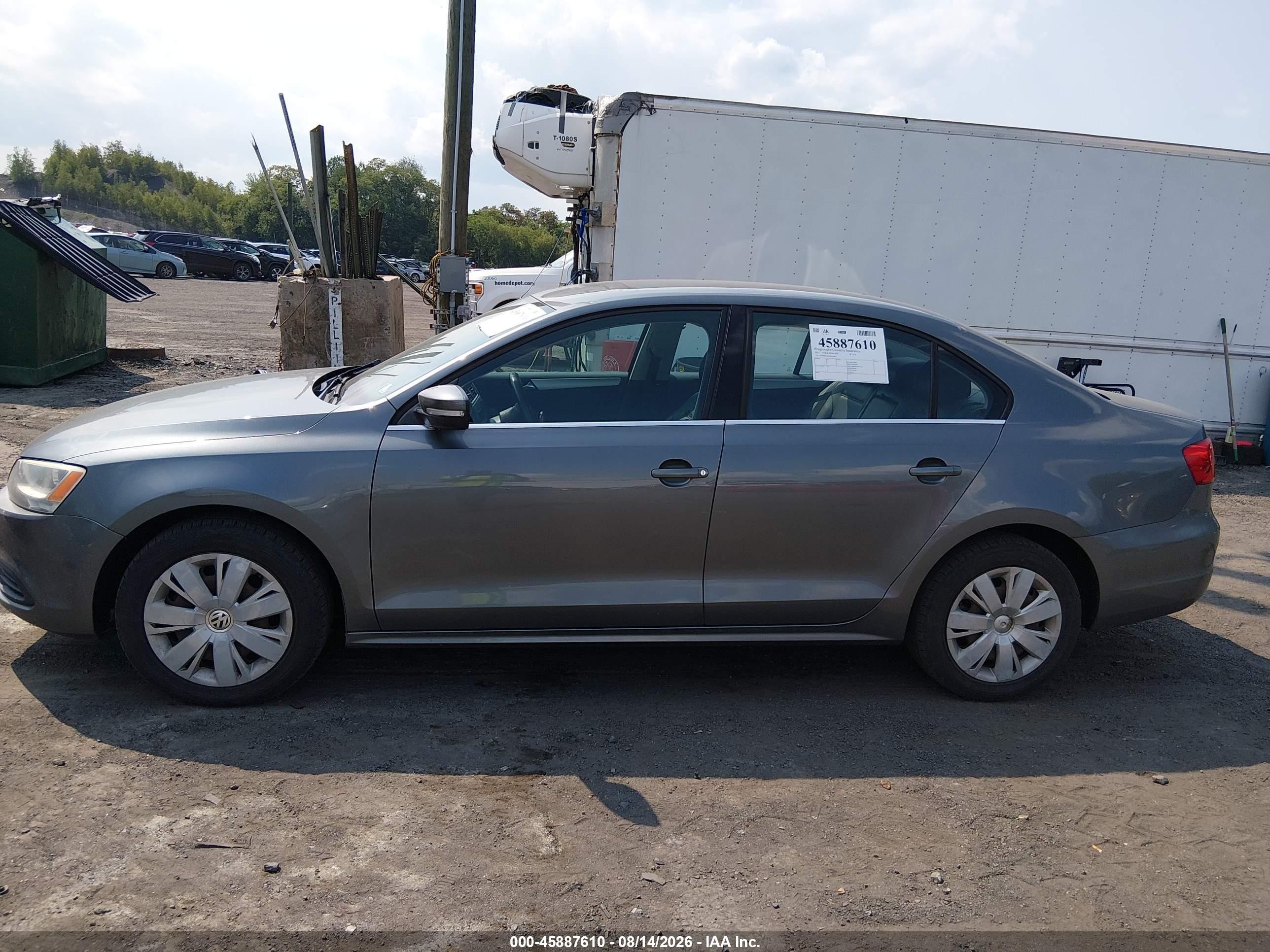 2013 Volkswagen Jetta 2.5l Se Gray vin: 3VWDP7AJ3DM220097