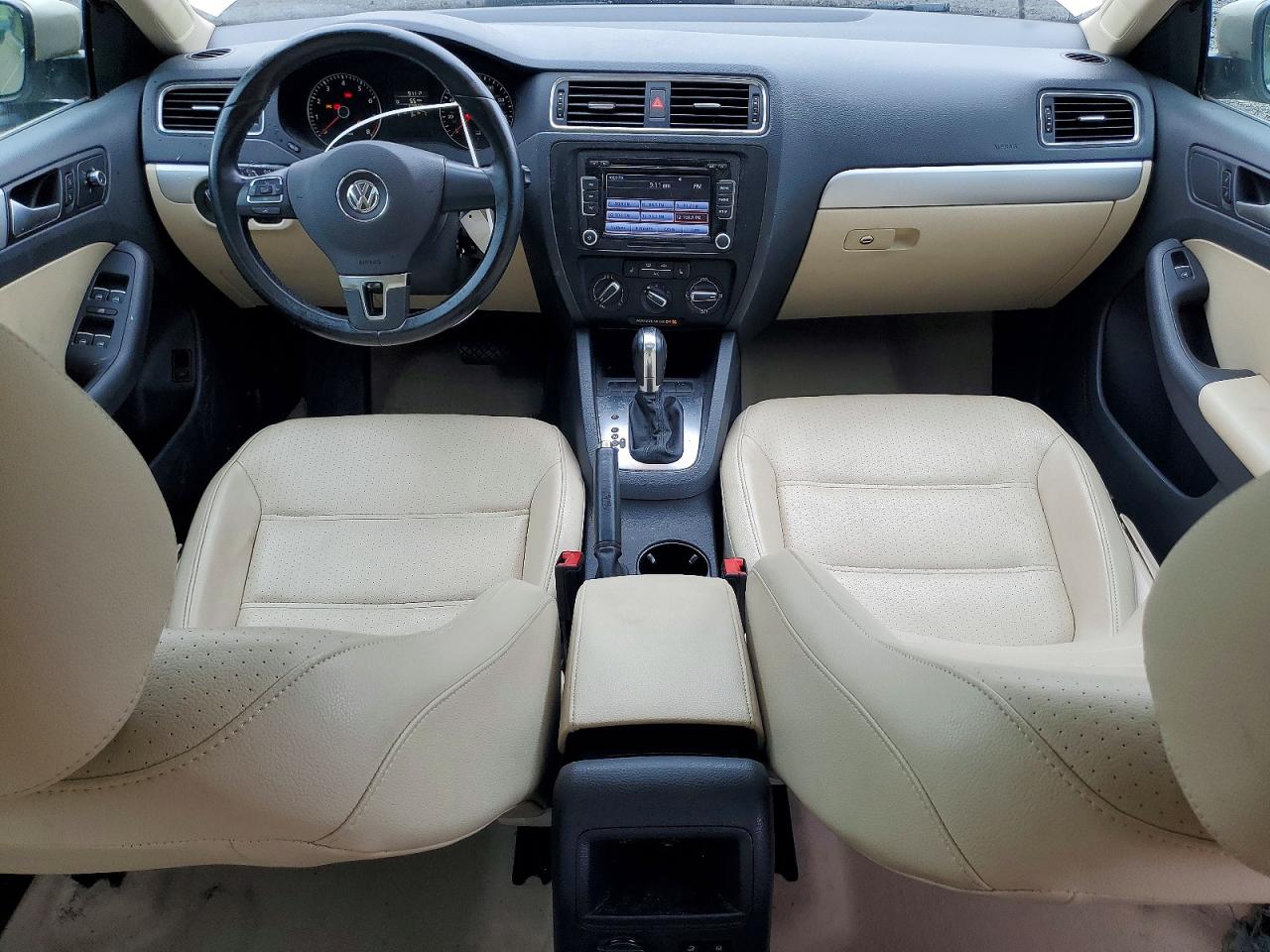 2013 Volkswagen Jetta Se Beige vin: 3VWDP7AJ3DM302542