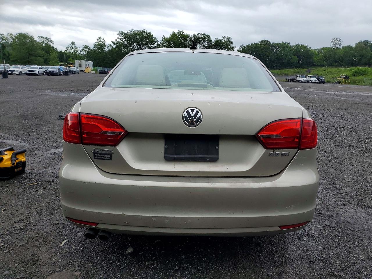 2013 Volkswagen Jetta Se Beige vin: 3VWDP7AJ3DM302542