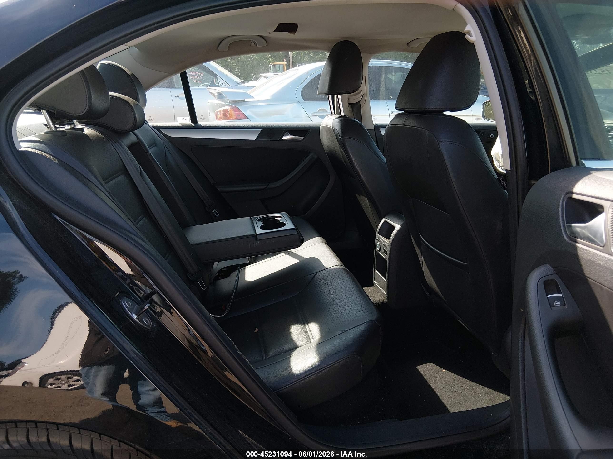2013 Volkswagen Jetta 2.5l Se Black vin: 3VWDP7AJ3DM387219