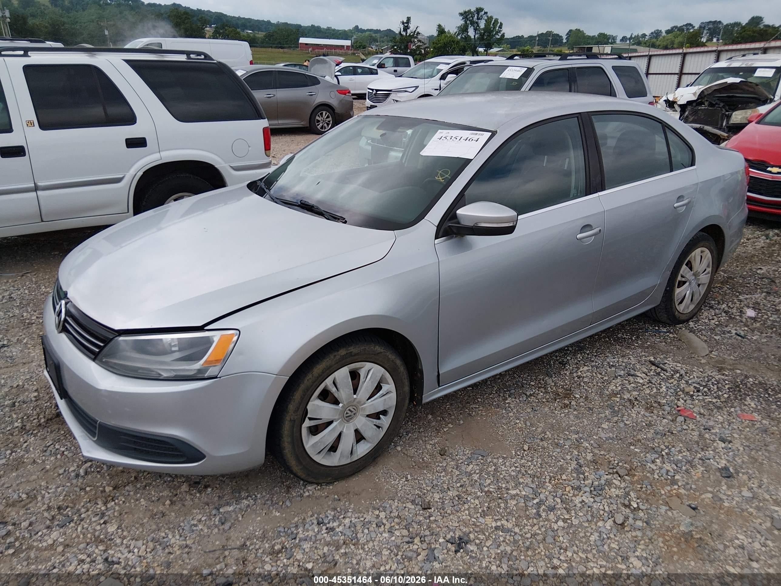 2013 Volkswagen Jetta 2.5l Se Серебряный vin: 3VWDP7AJ3DM403158