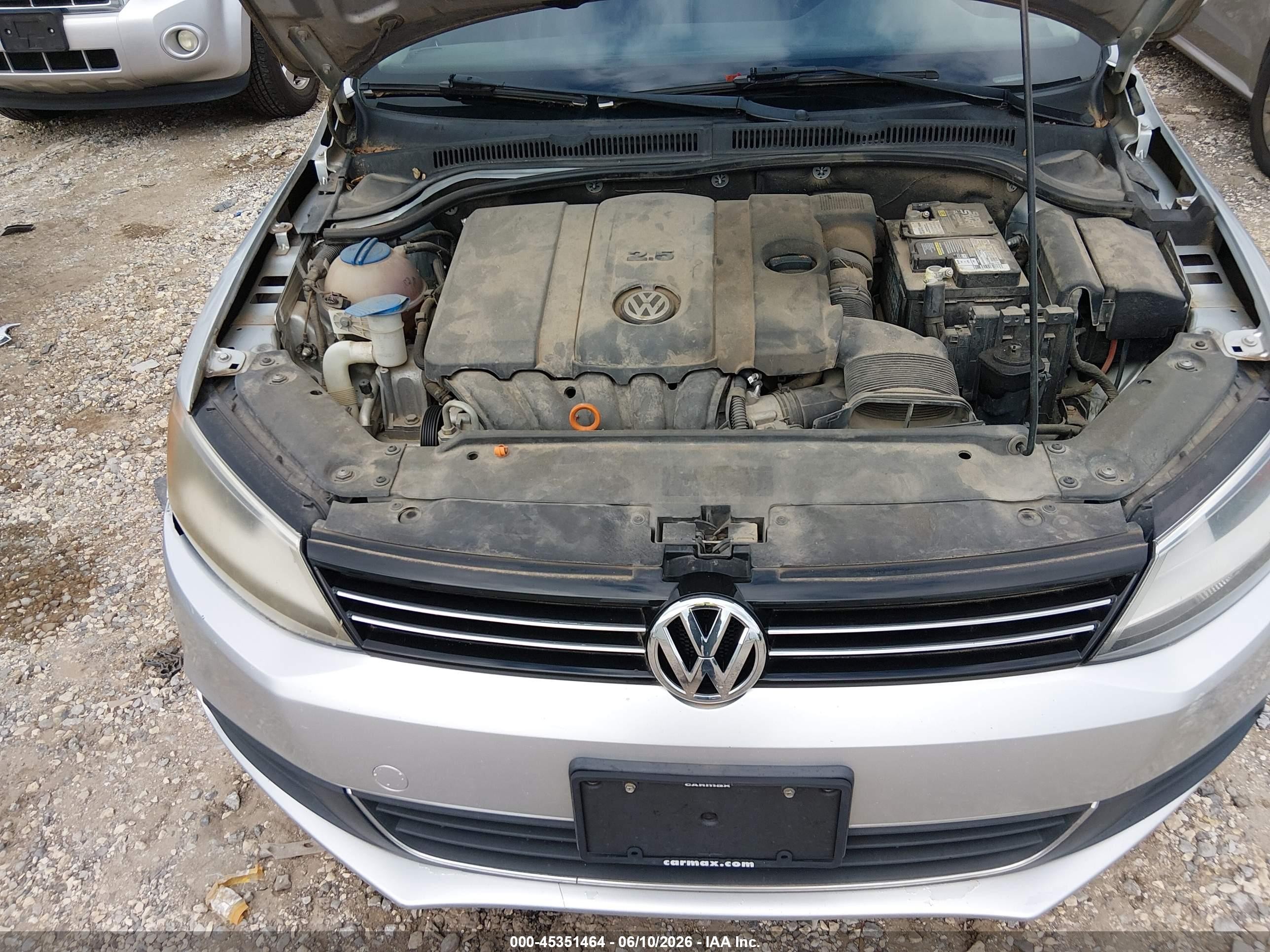 2013 Volkswagen Jetta 2.5l Se Серебряный vin: 3VWDP7AJ3DM403158