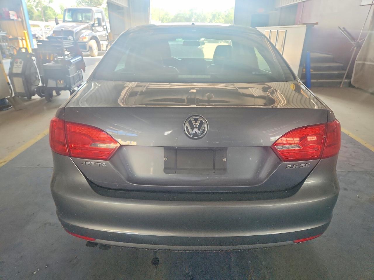 2013 Volkswagen Jetta Se Серый vin: 3VWDP7AJ3DM419120