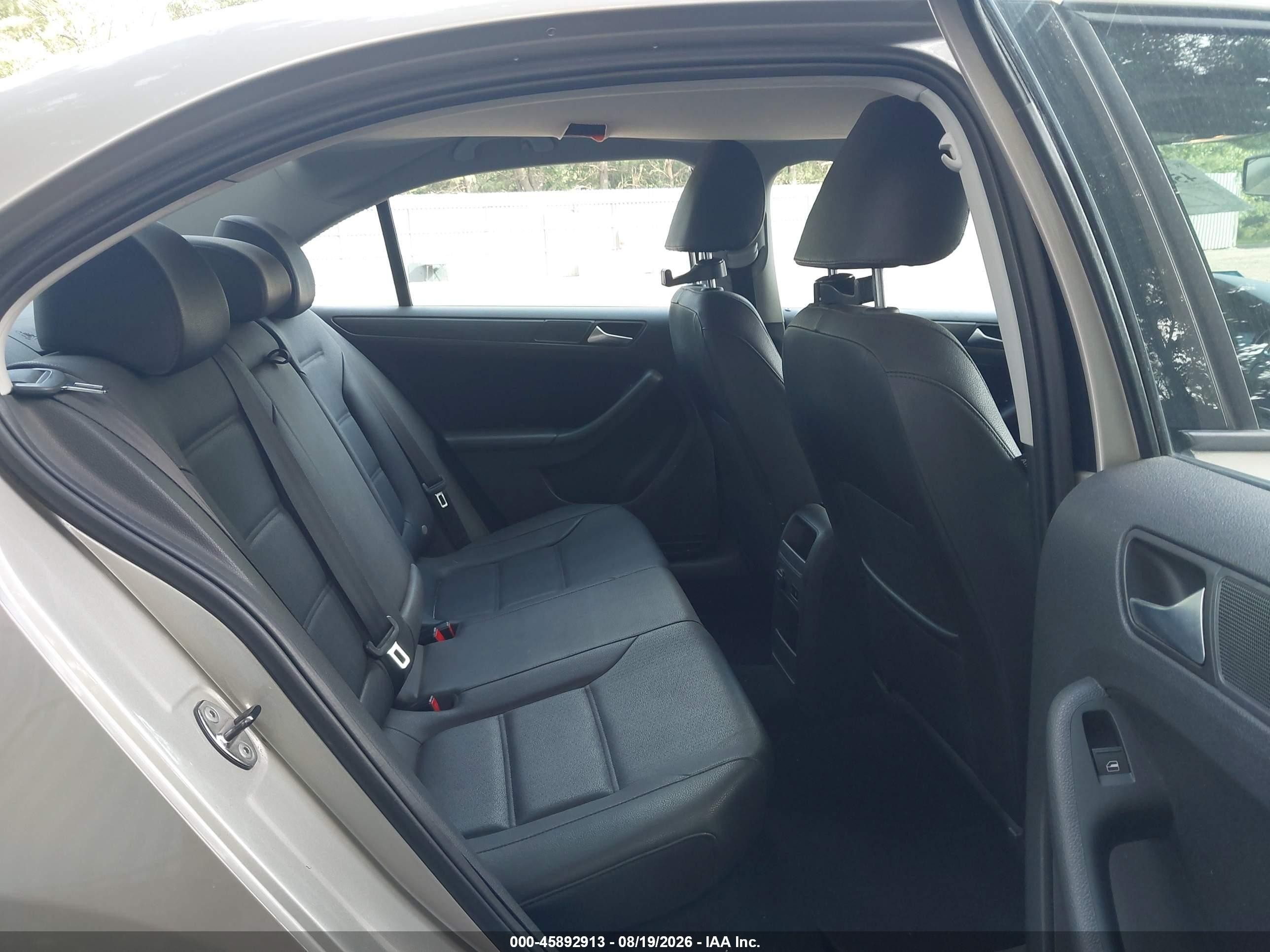 2012 Volkswagen Jetta 2.5l Se Tan vin: 3VWDP7AJ4CM119858