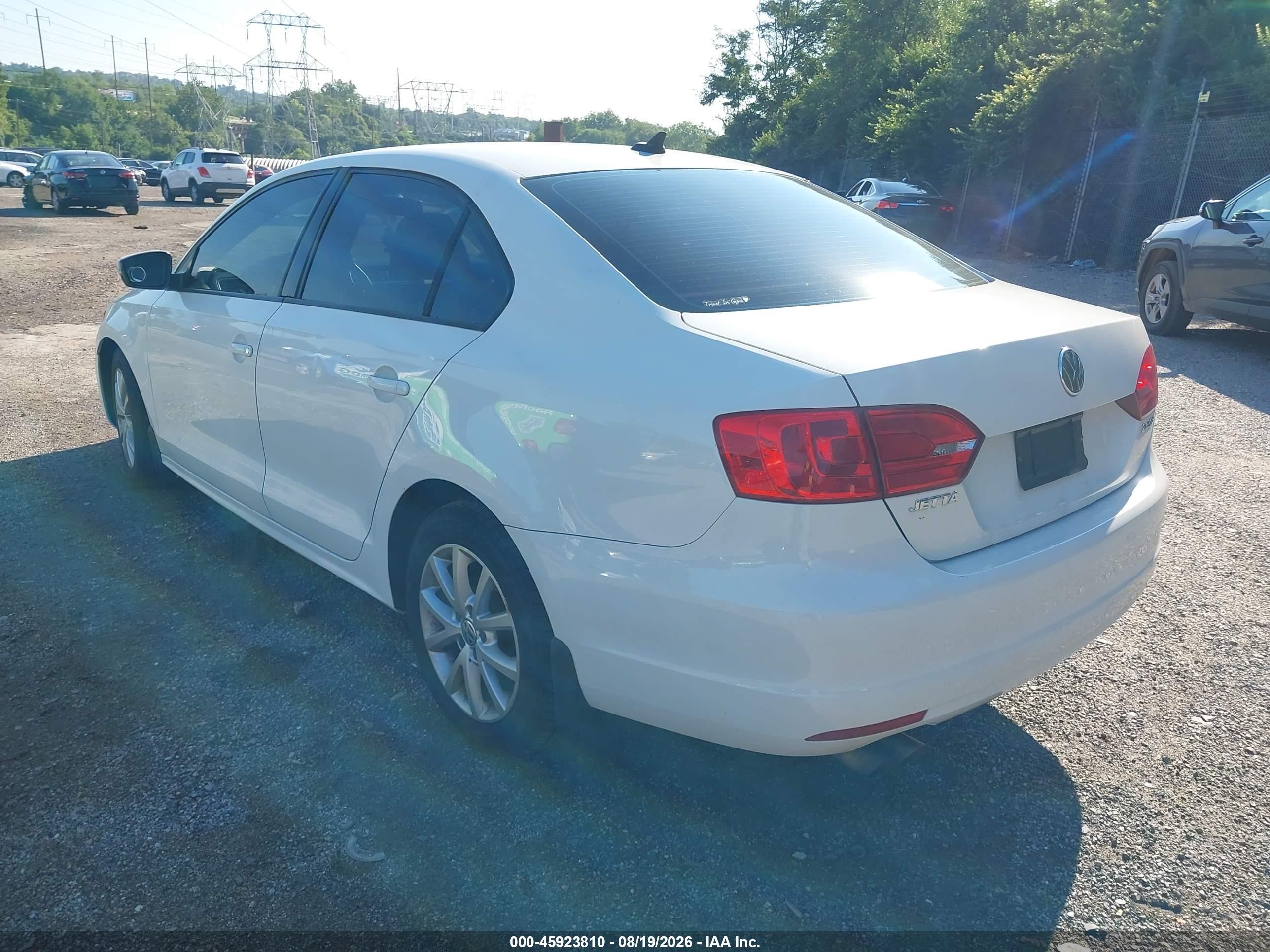 2012 Volkswagen Jetta 2.5l Se White vin: 3VWDP7AJ4CM357757