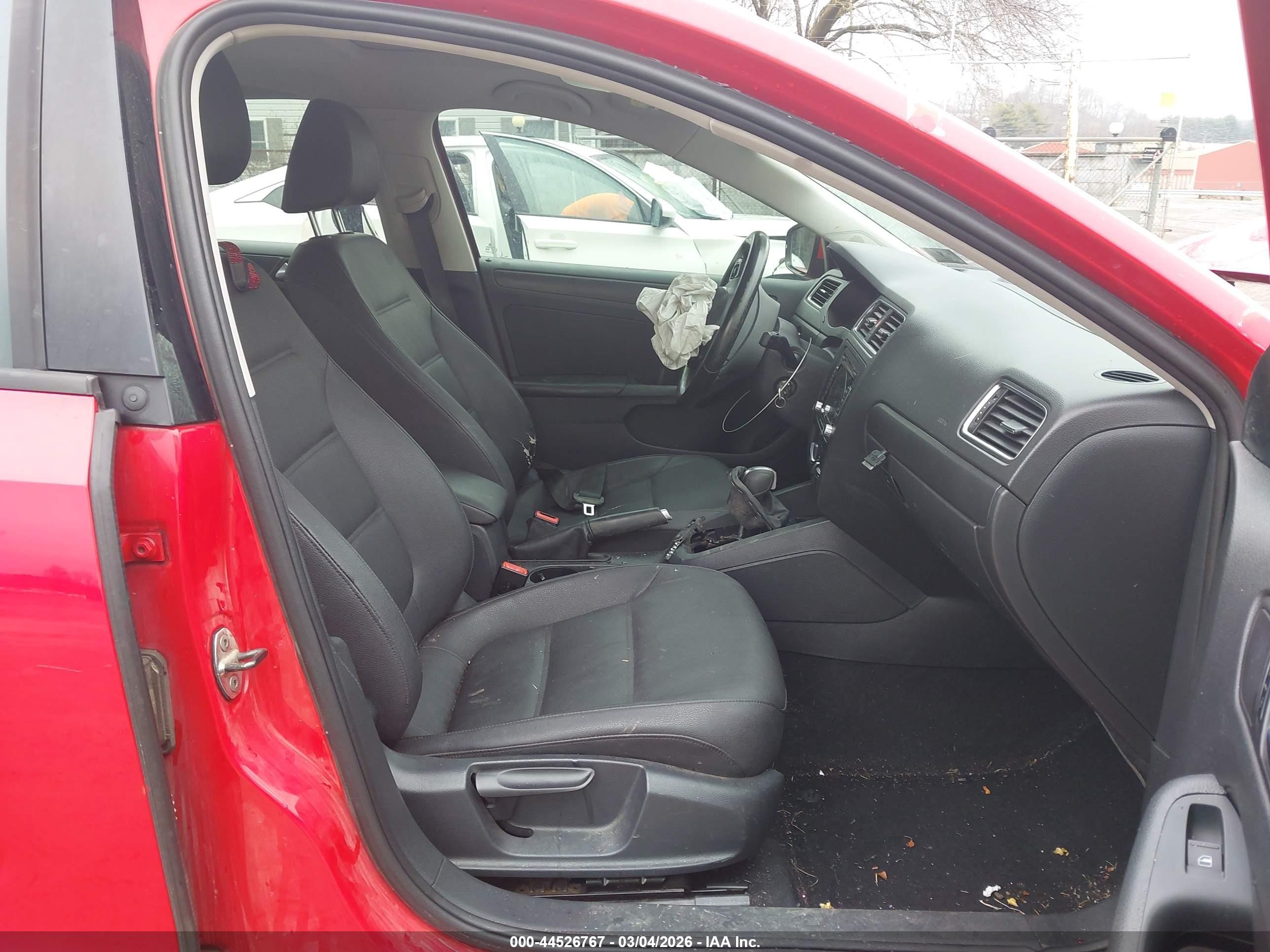 2012 Volkswagen Jetta 2.5l Se Red vin: 3VWDP7AJ4CM384635