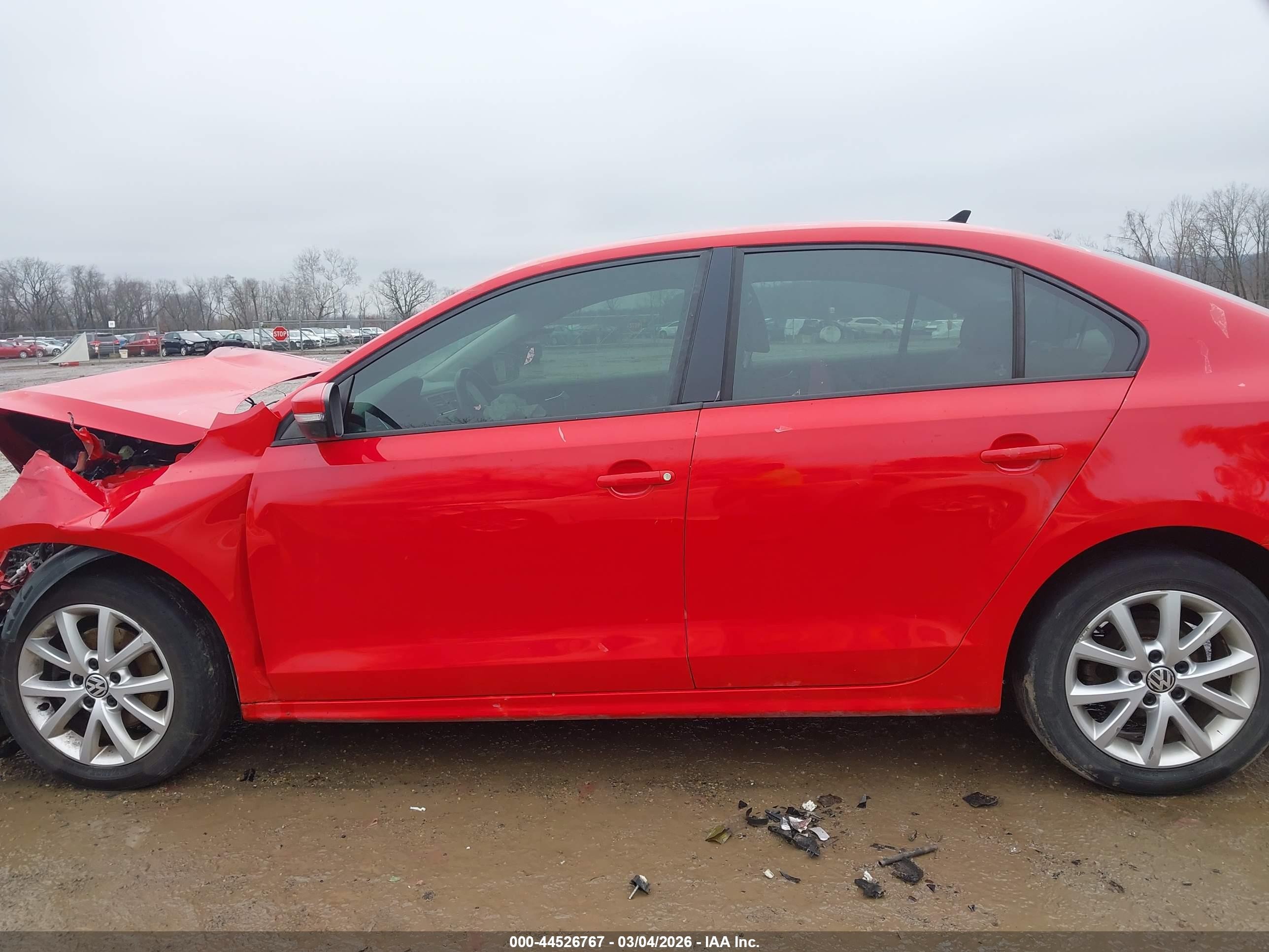 2012 Volkswagen Jetta 2.5l Se Red vin: 3VWDP7AJ4CM384635