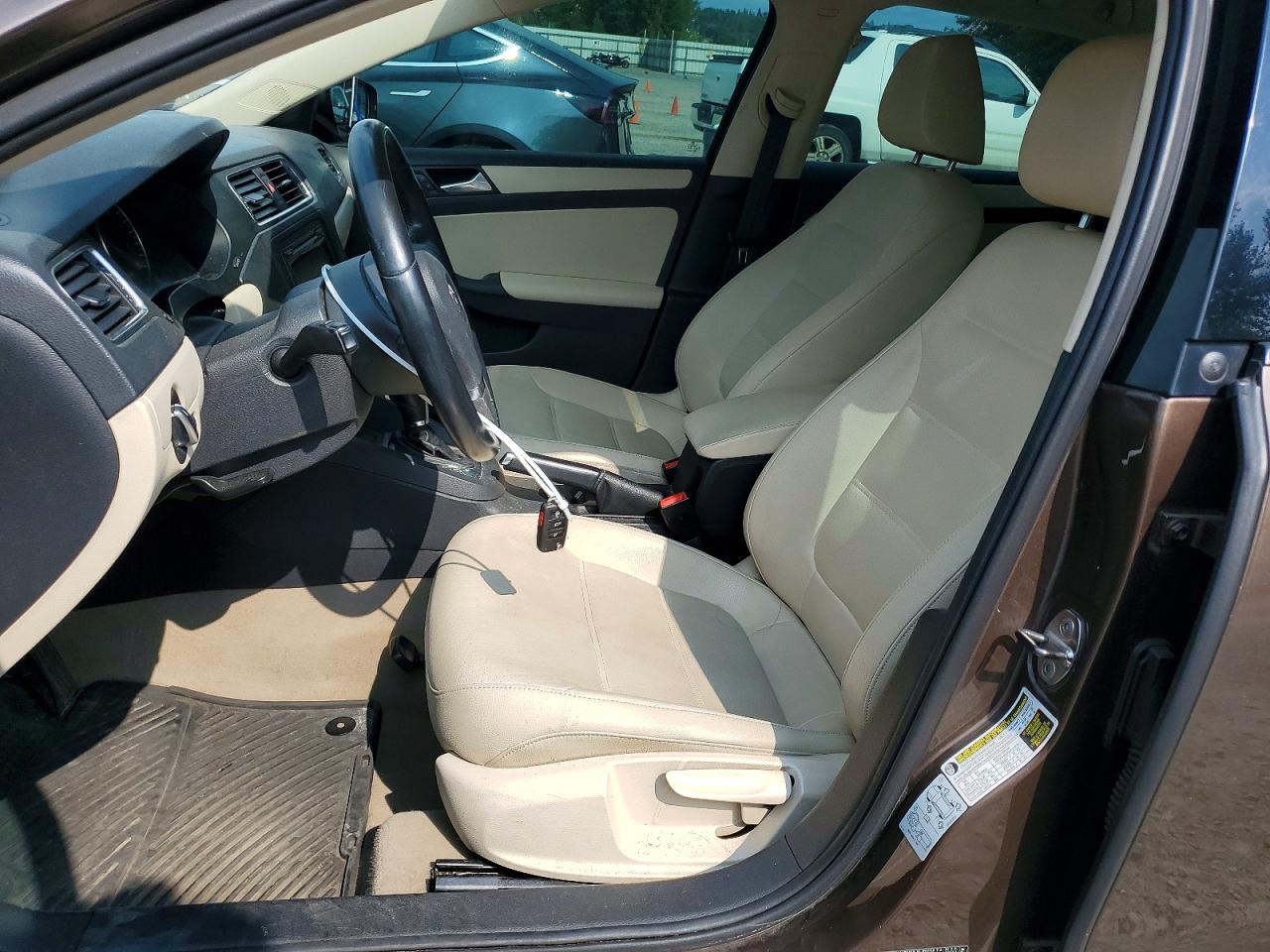2012 Volkswagen Jetta Se Brown vin: 3VWDP7AJ4CM418346